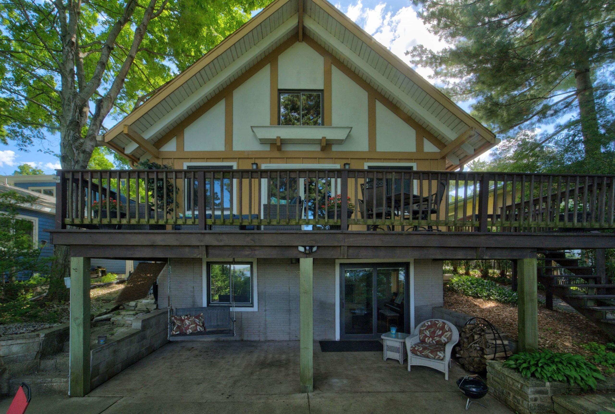 6126 Overlook Drive