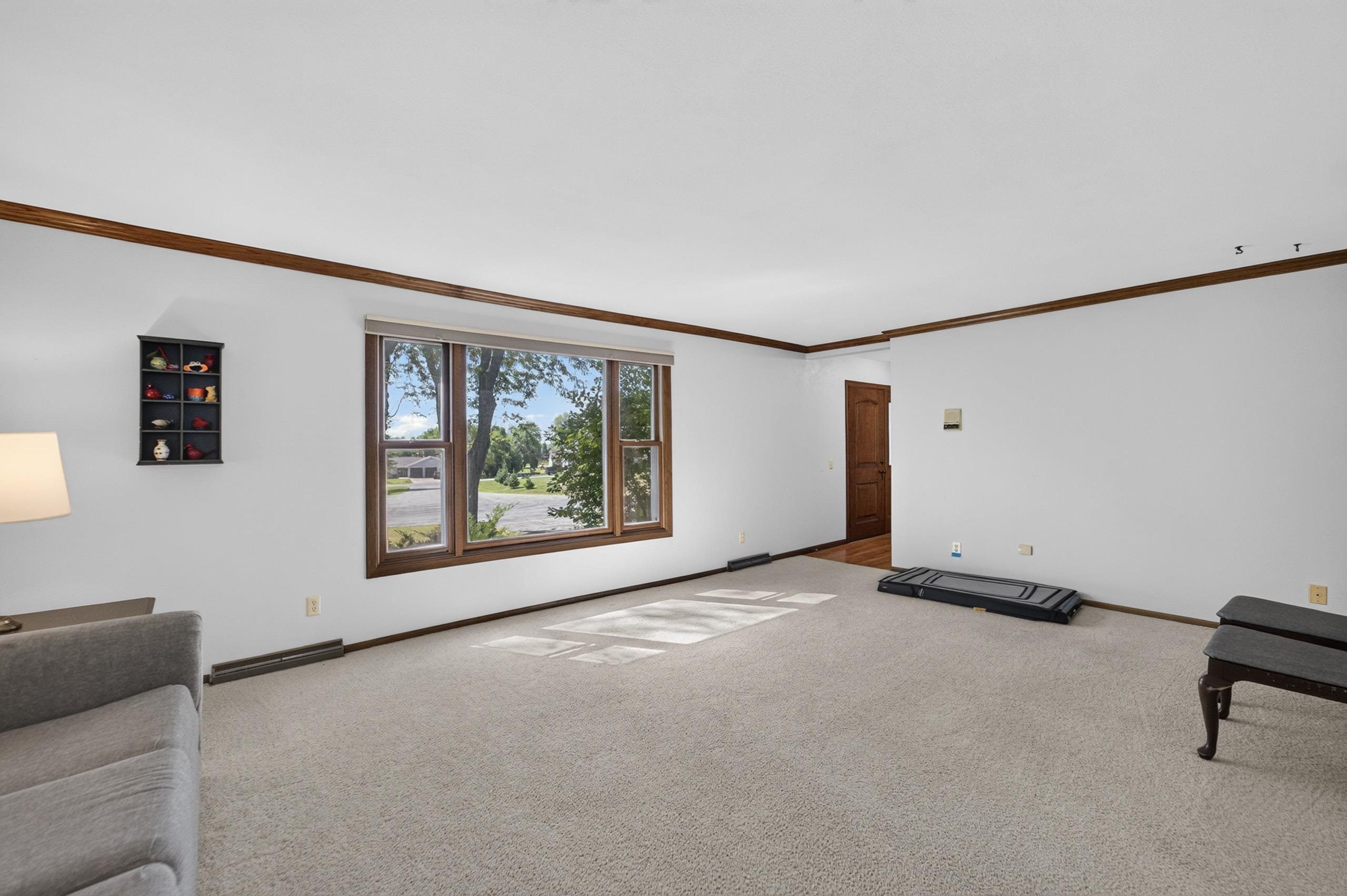 4552 Falcon Court
