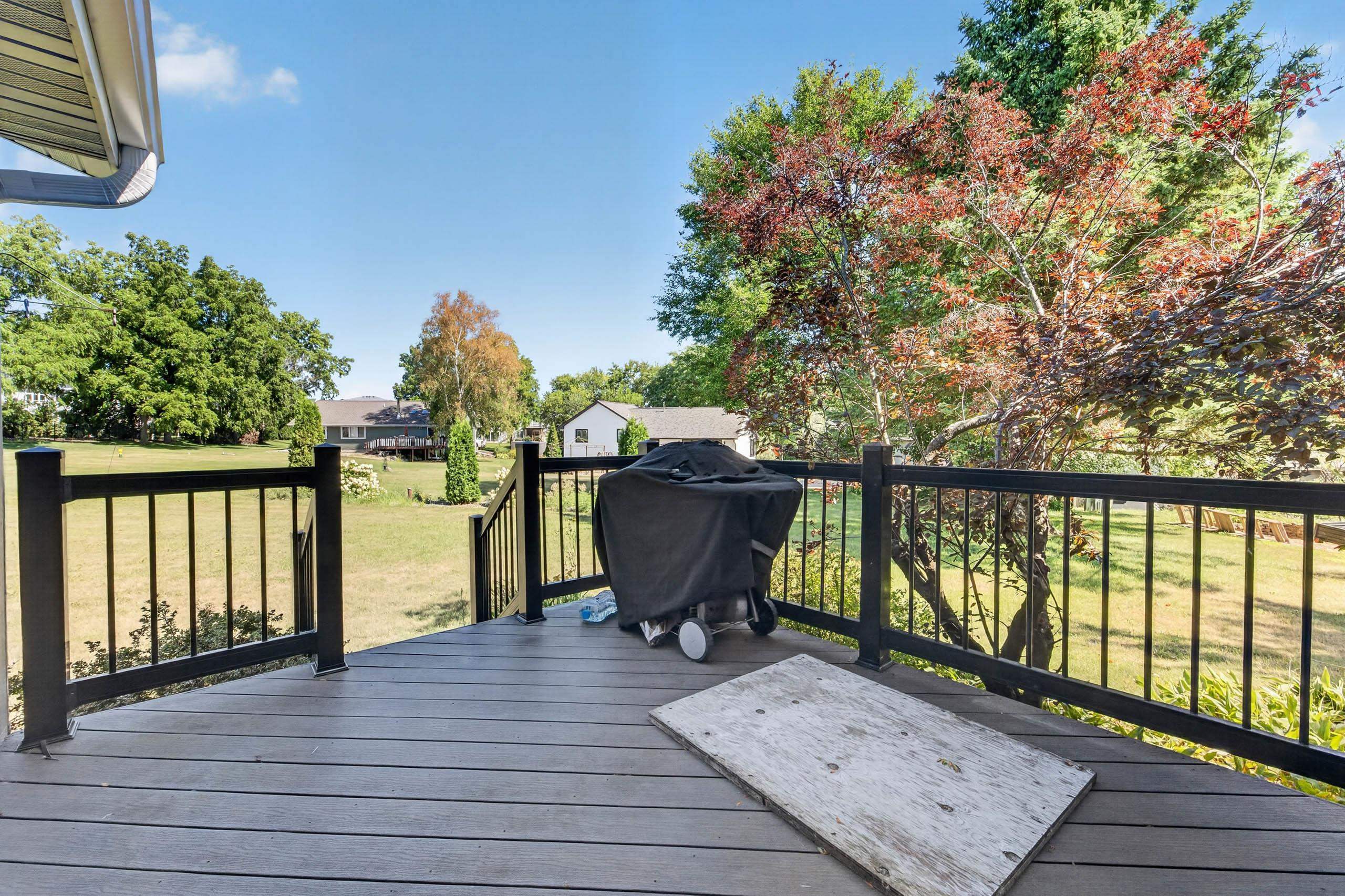 4552 Falcon Court