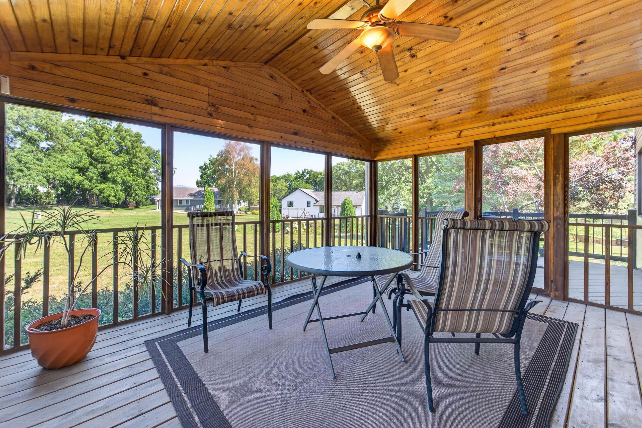 4552 Falcon Court