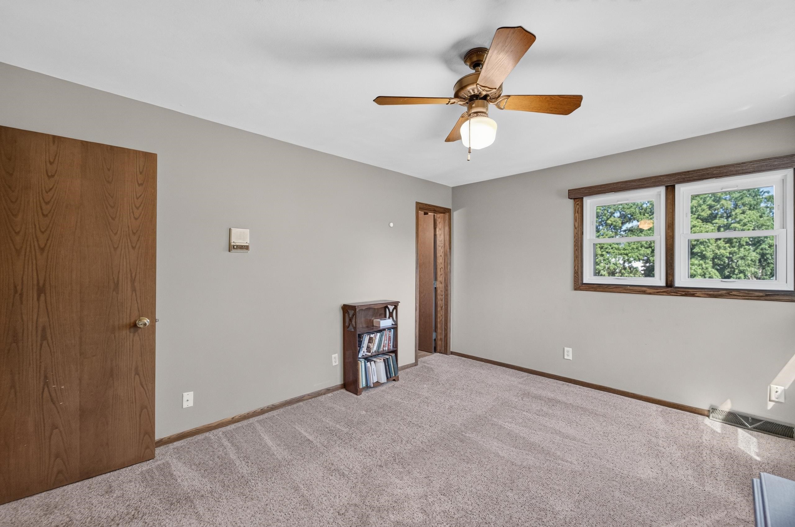 4552 Falcon Court
