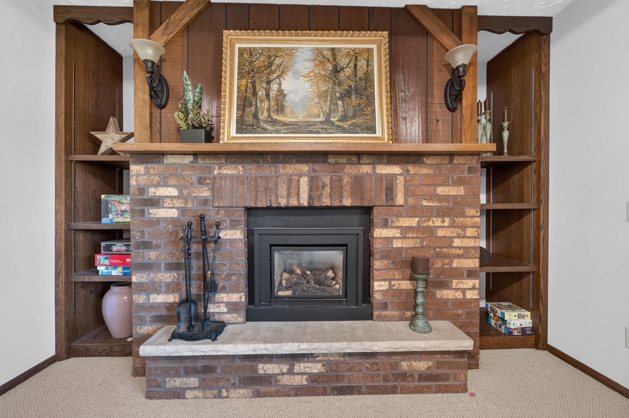 4552 Falcon Court