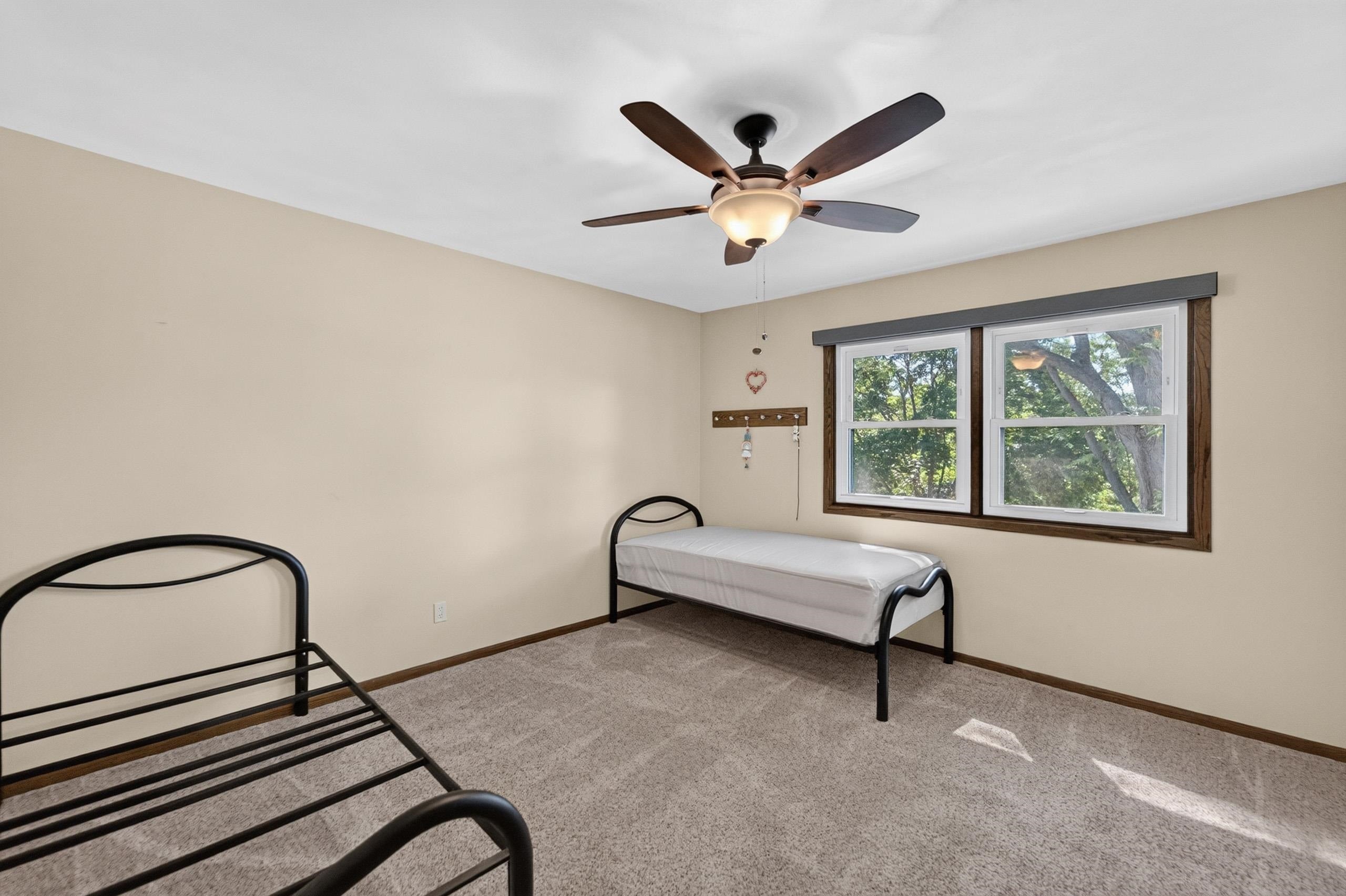 4552 Falcon Court