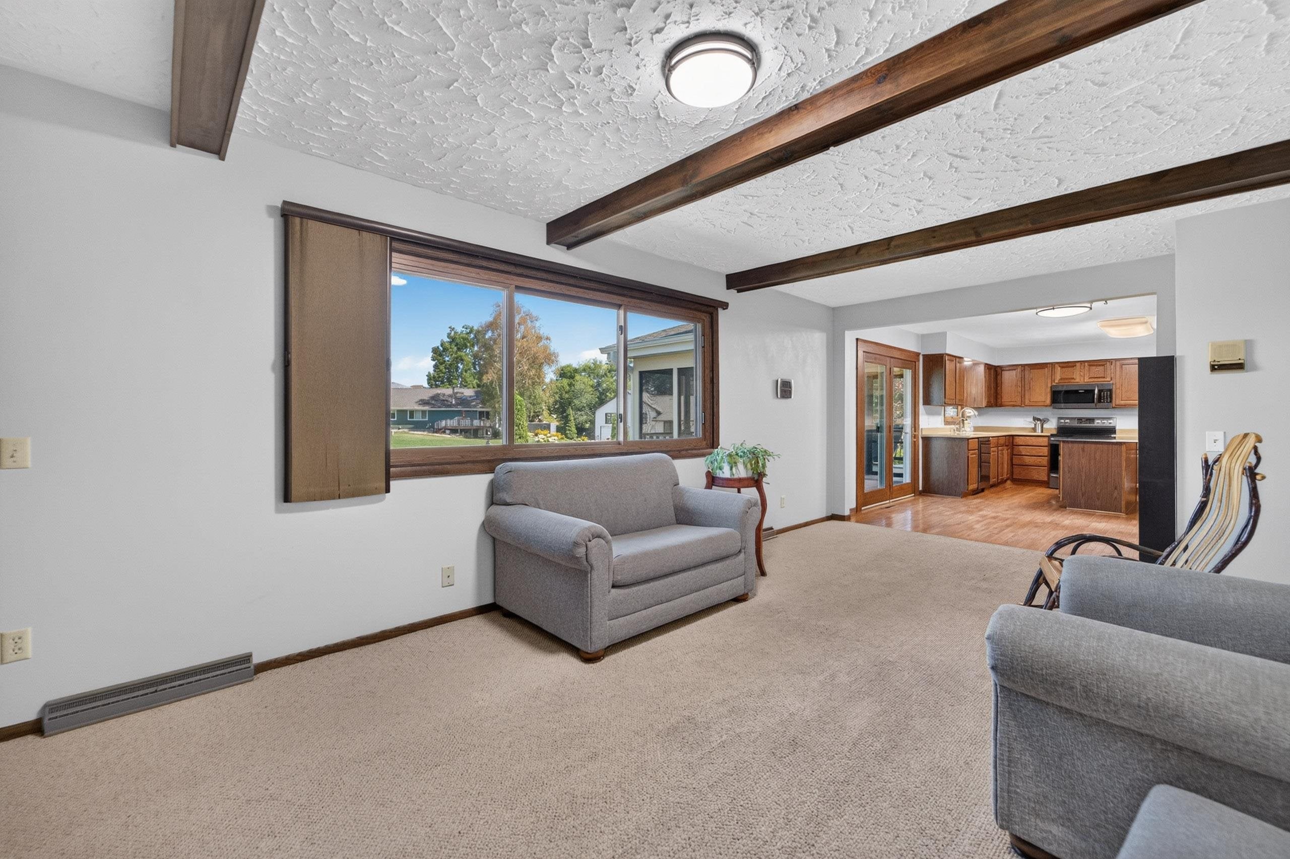 4552 Falcon Court