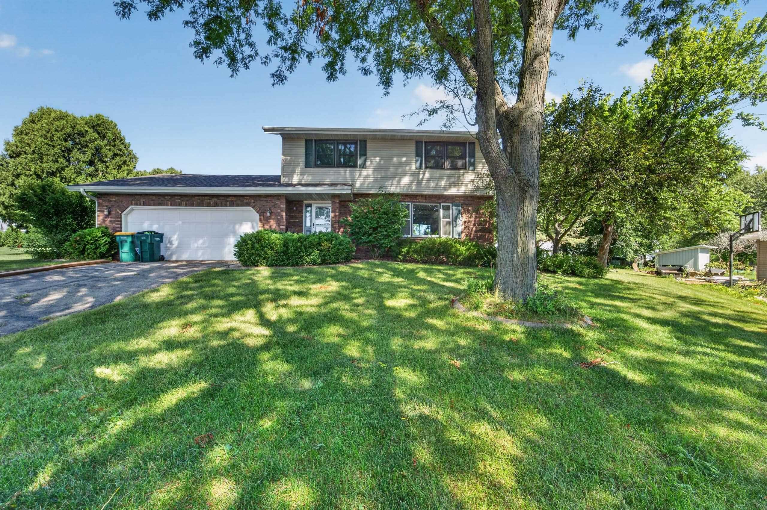 4552 Falcon Court