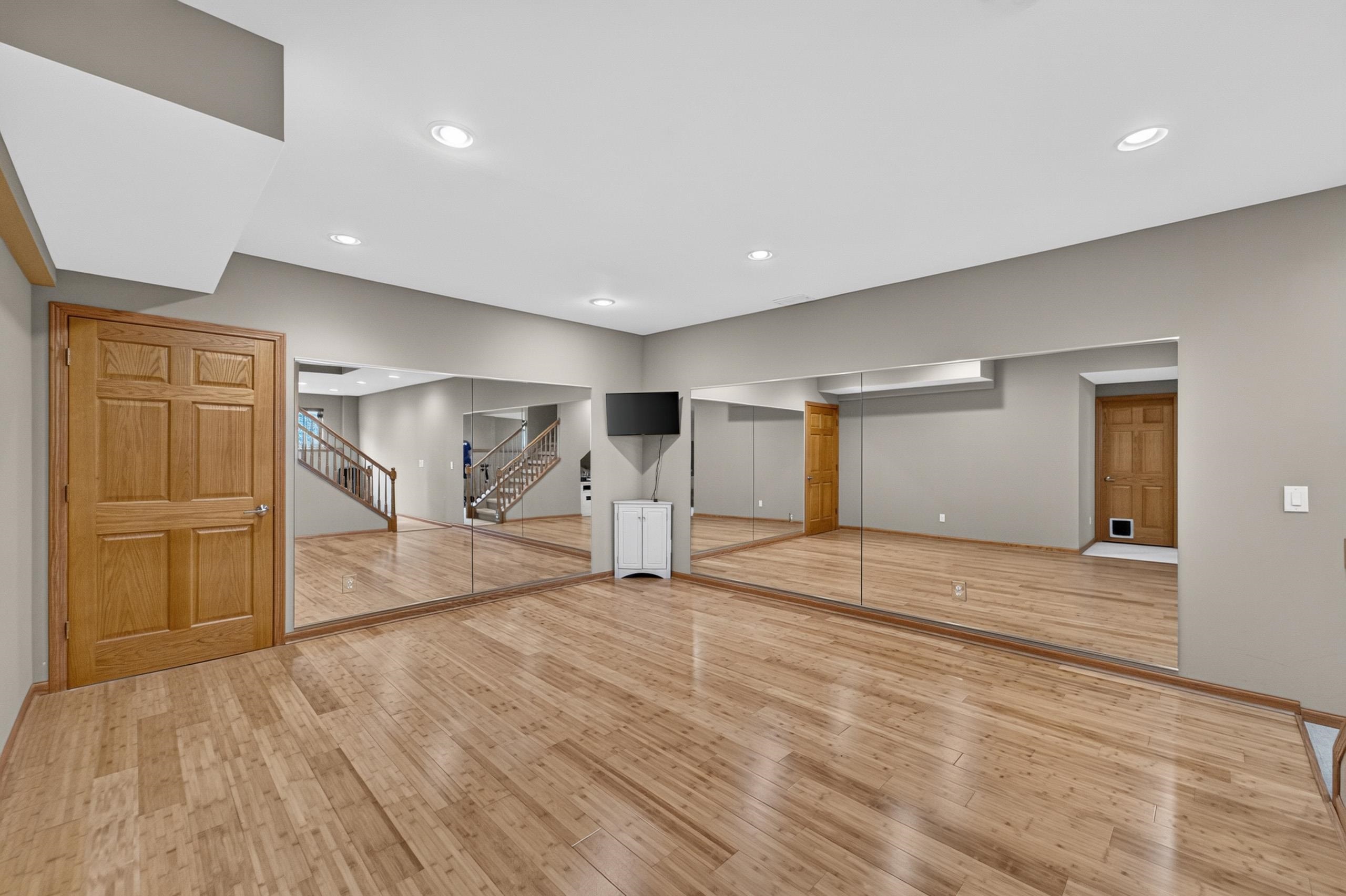 5685 Kinsale Drive