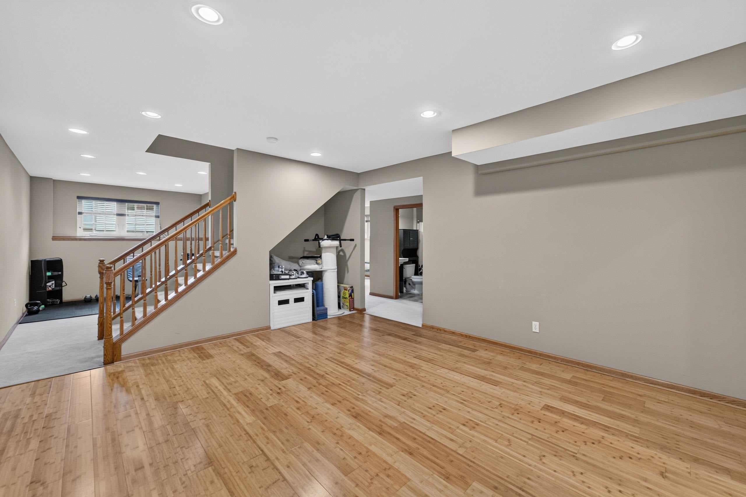 5685 Kinsale Drive