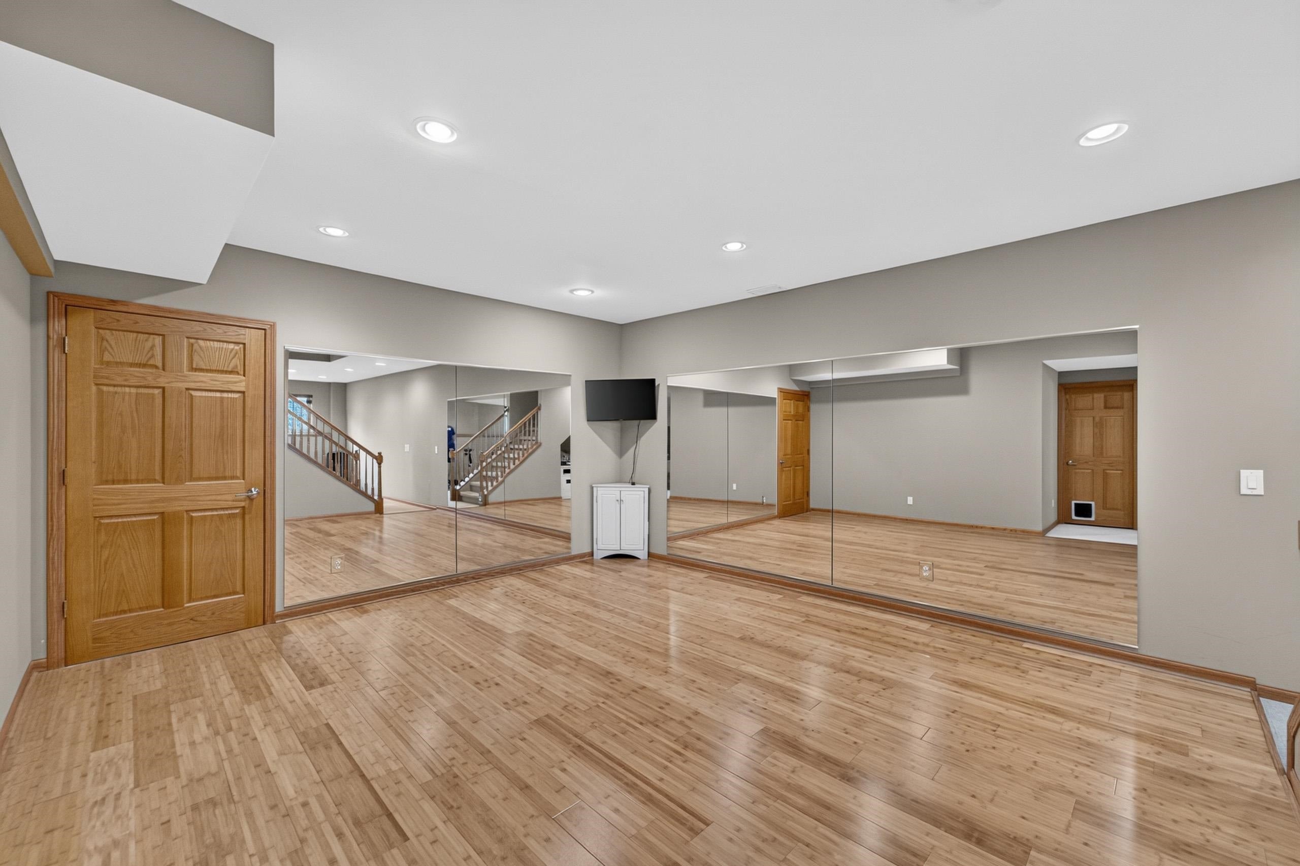 5685 Kinsale Drive