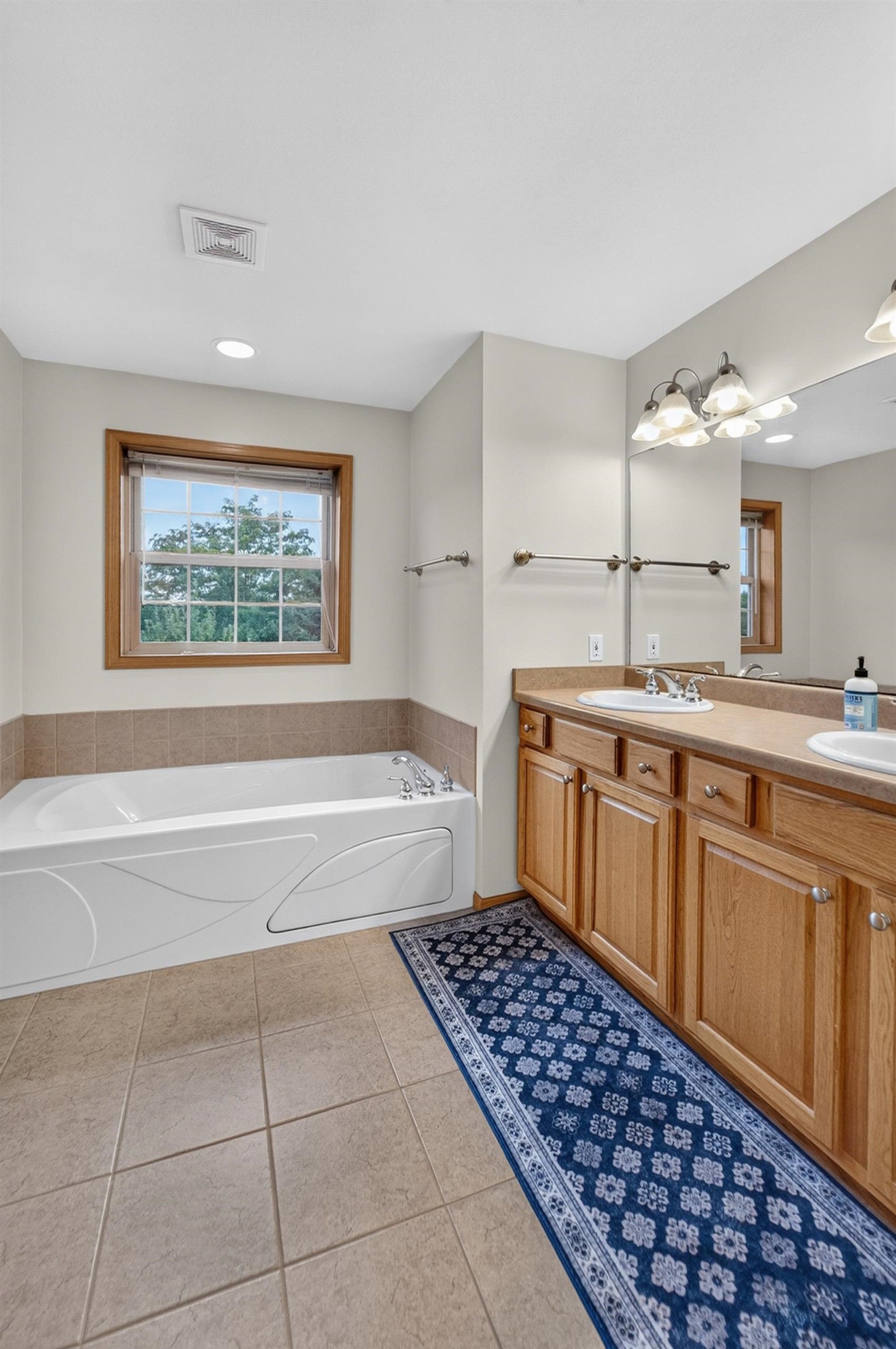 5685 Kinsale Drive