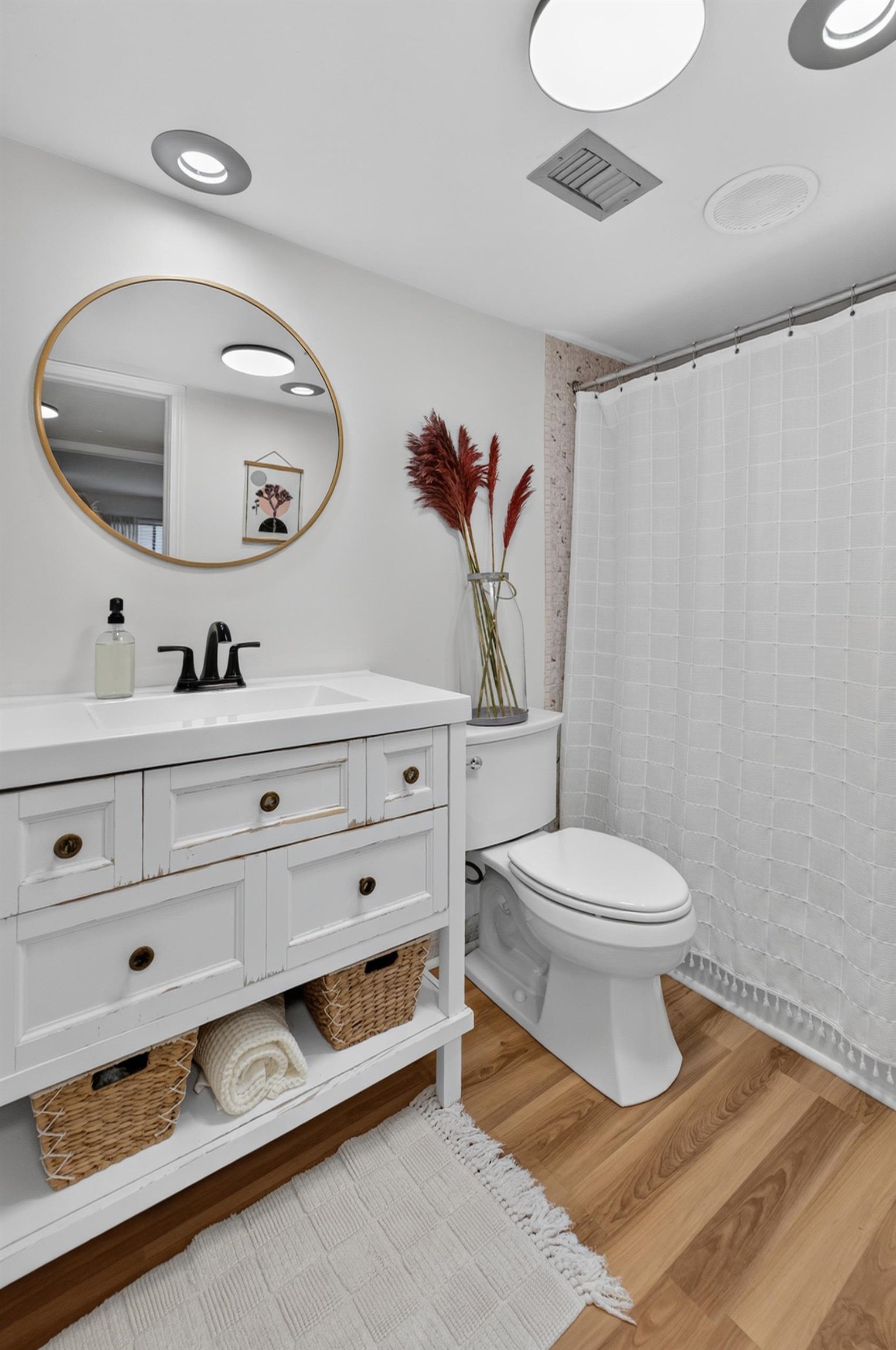 2805 Century Harbor Road 4