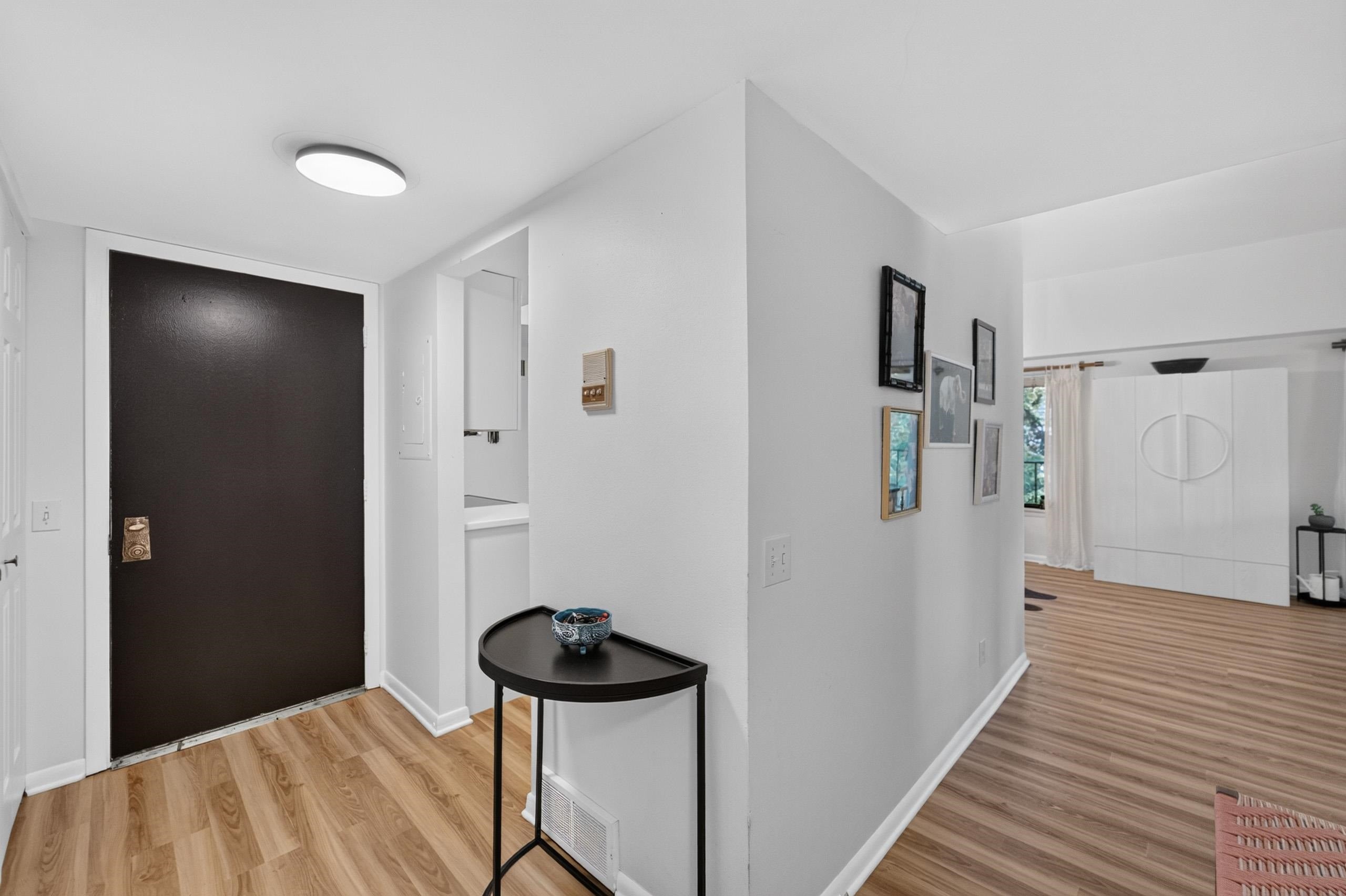 2805 Century Harbor Road 4