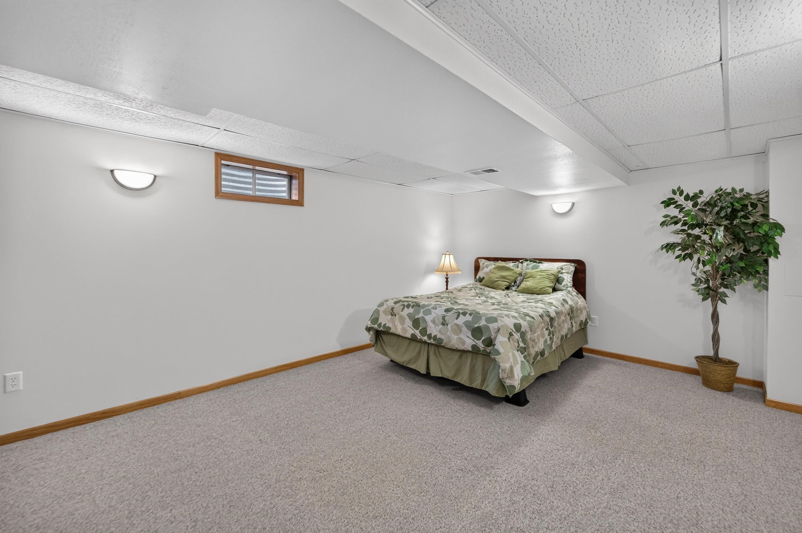 6502 Doral Circle