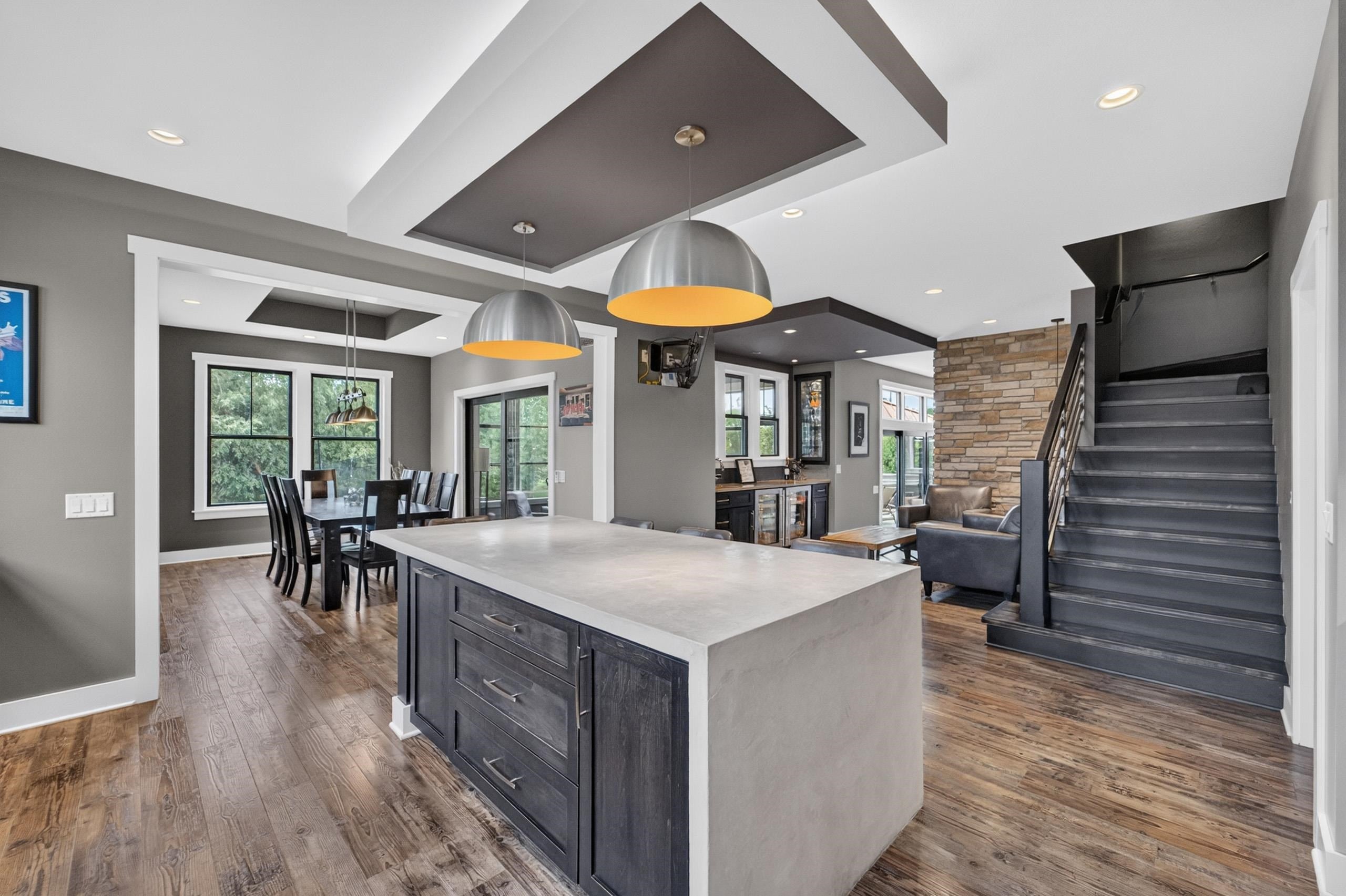 6444 Irving Drive