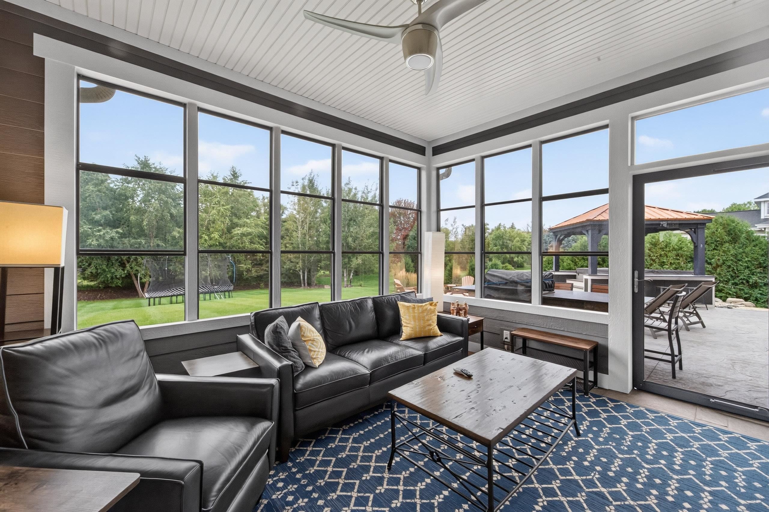 6444 Irving Drive