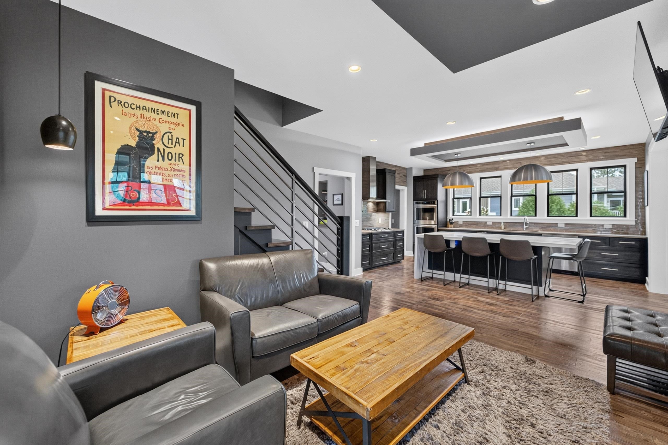 6444 Irving Drive