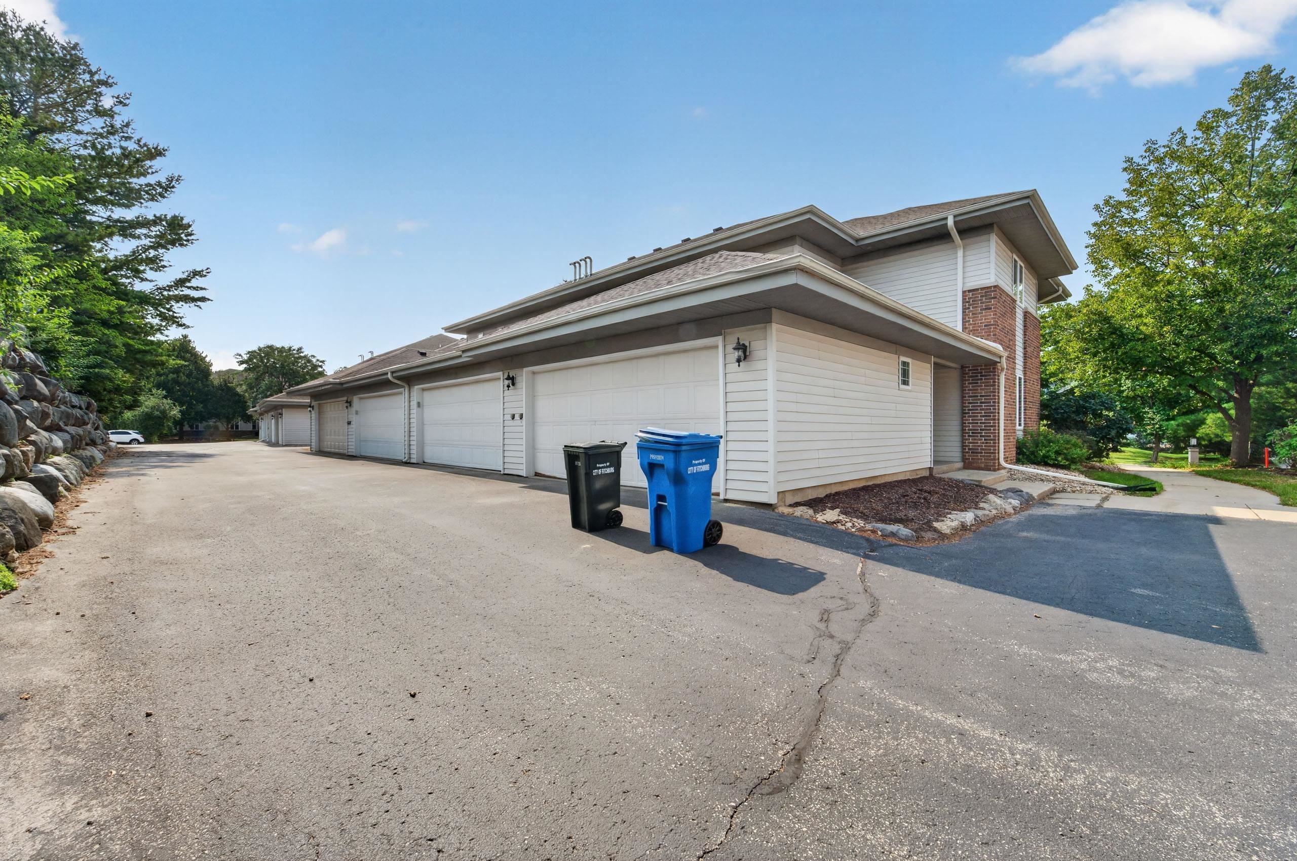 5583 Bantry Lane 3