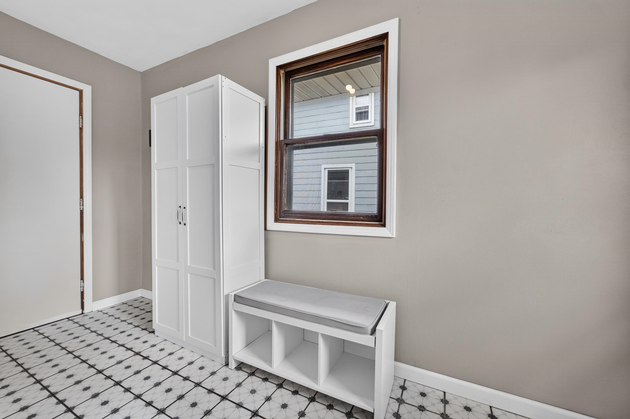106 W 2nd Street