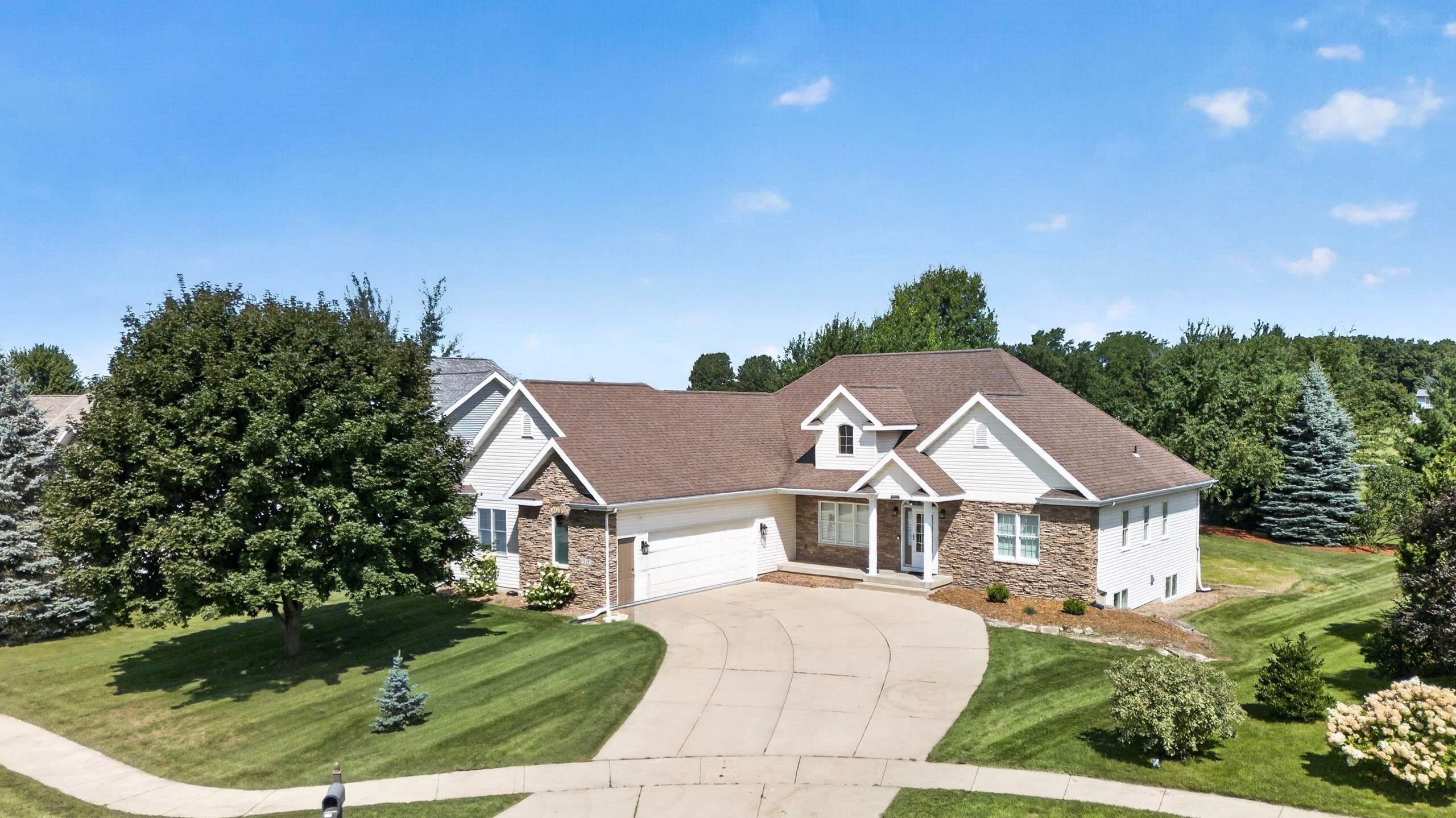 949 Halcyon Days Court