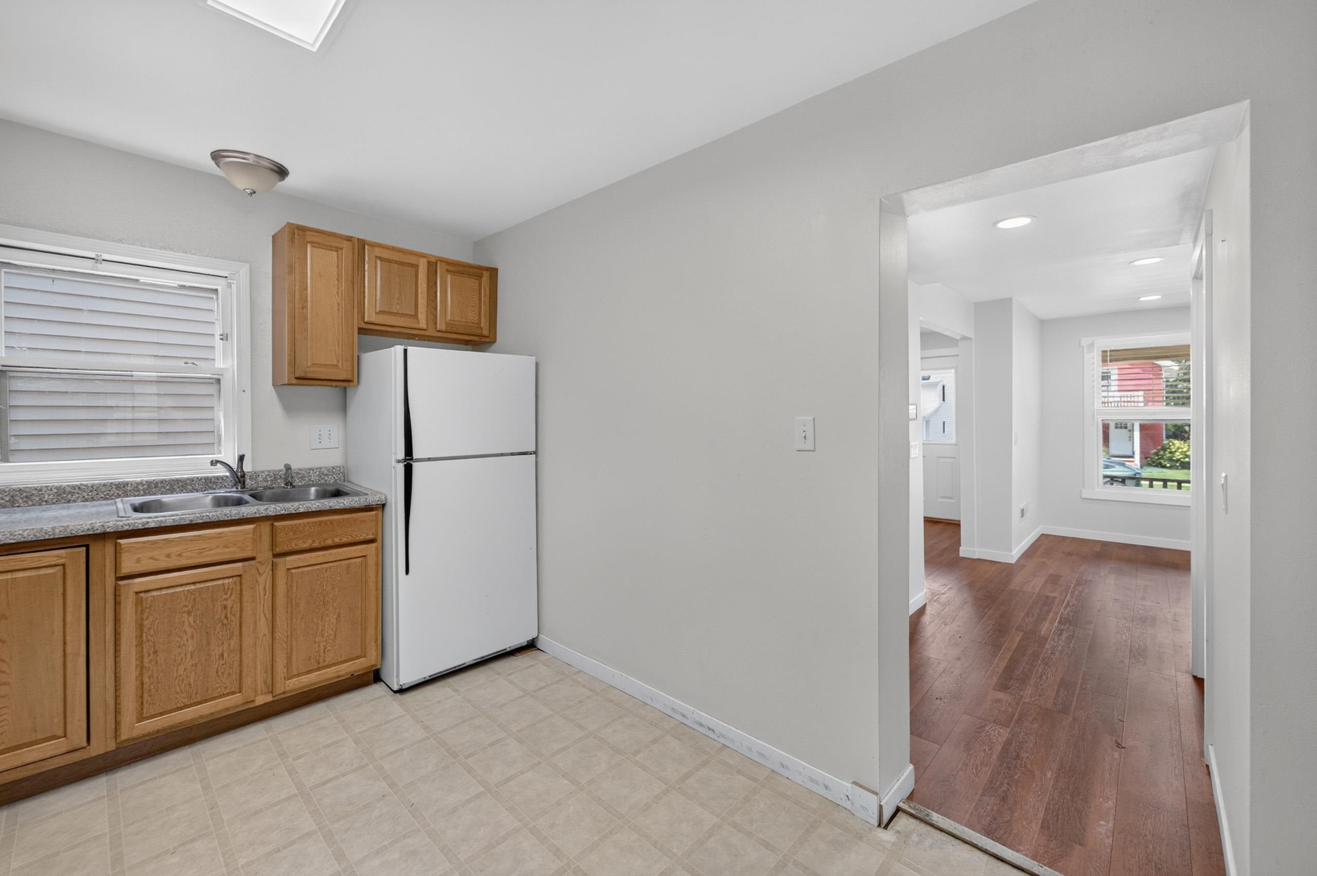 1123 Emerald Street