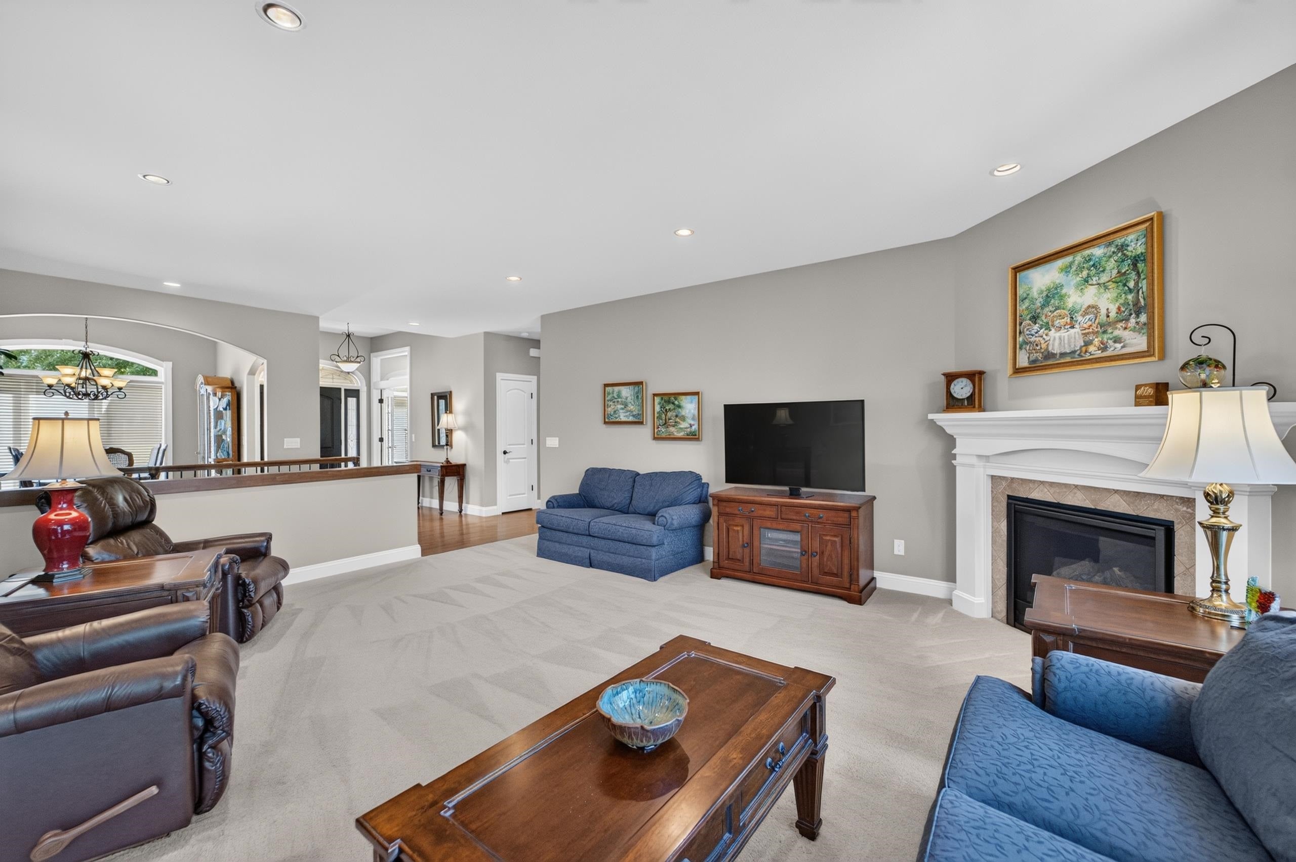 100 Autumnwood Circle