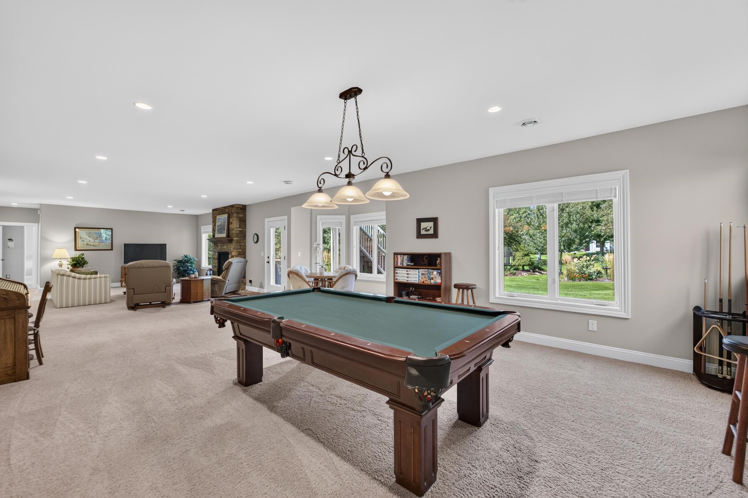 100 Autumnwood Circle