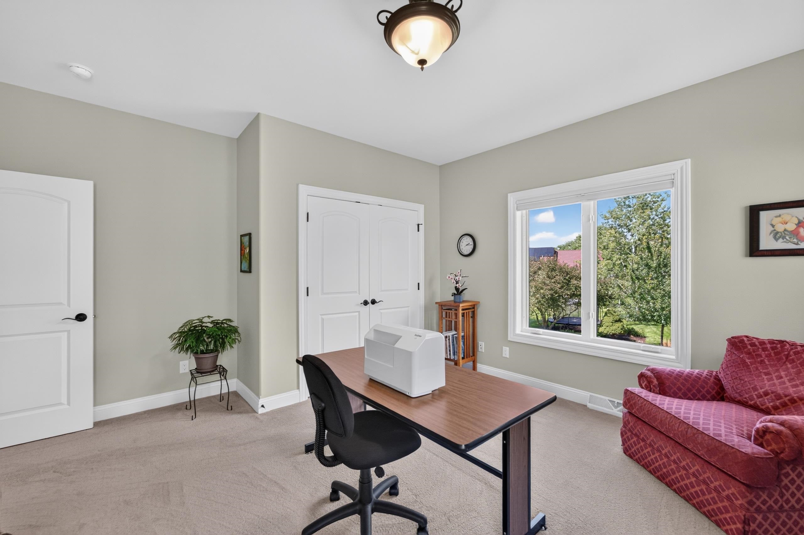100 Autumnwood Circle
