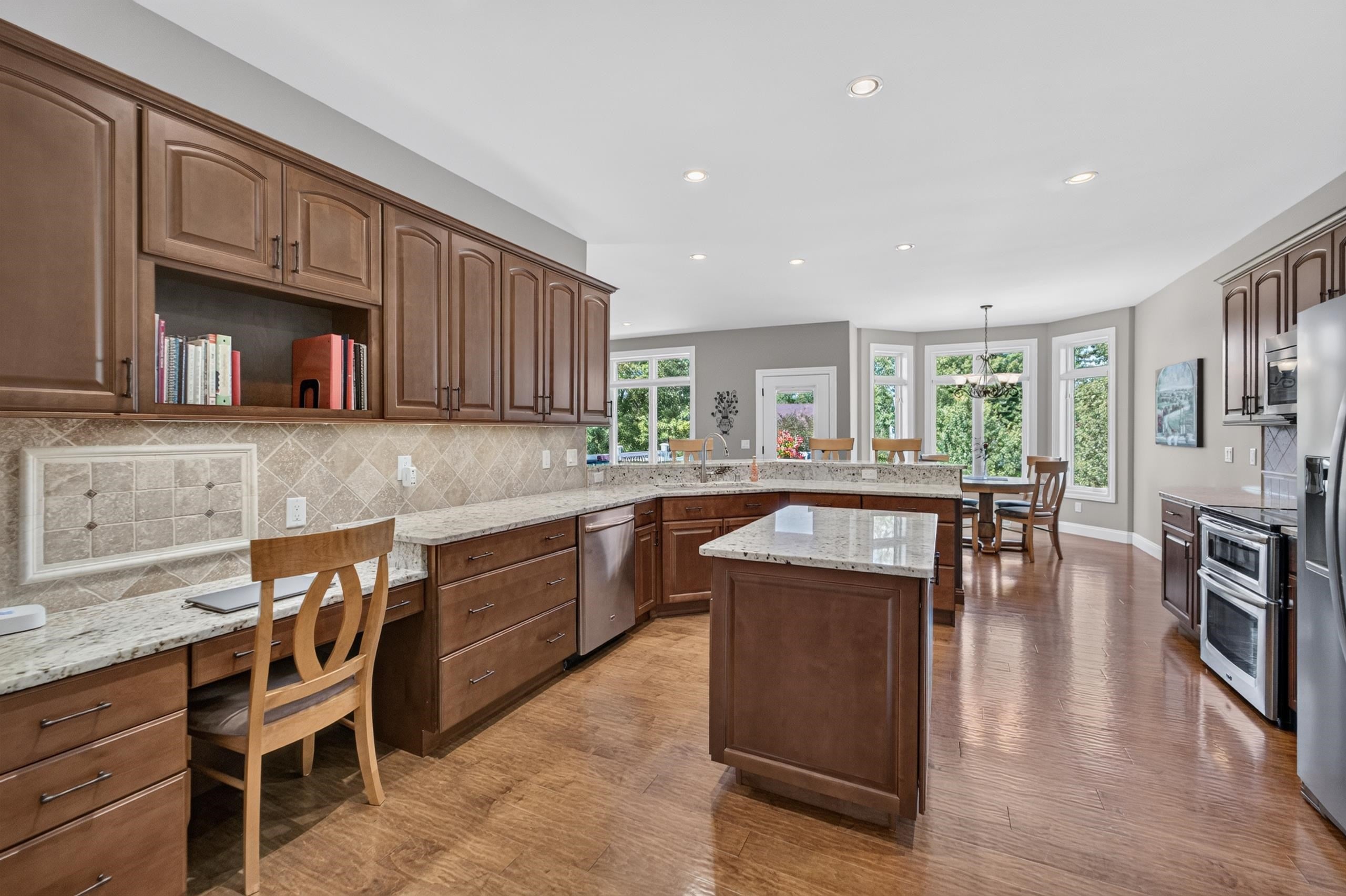 100 Autumnwood Circle