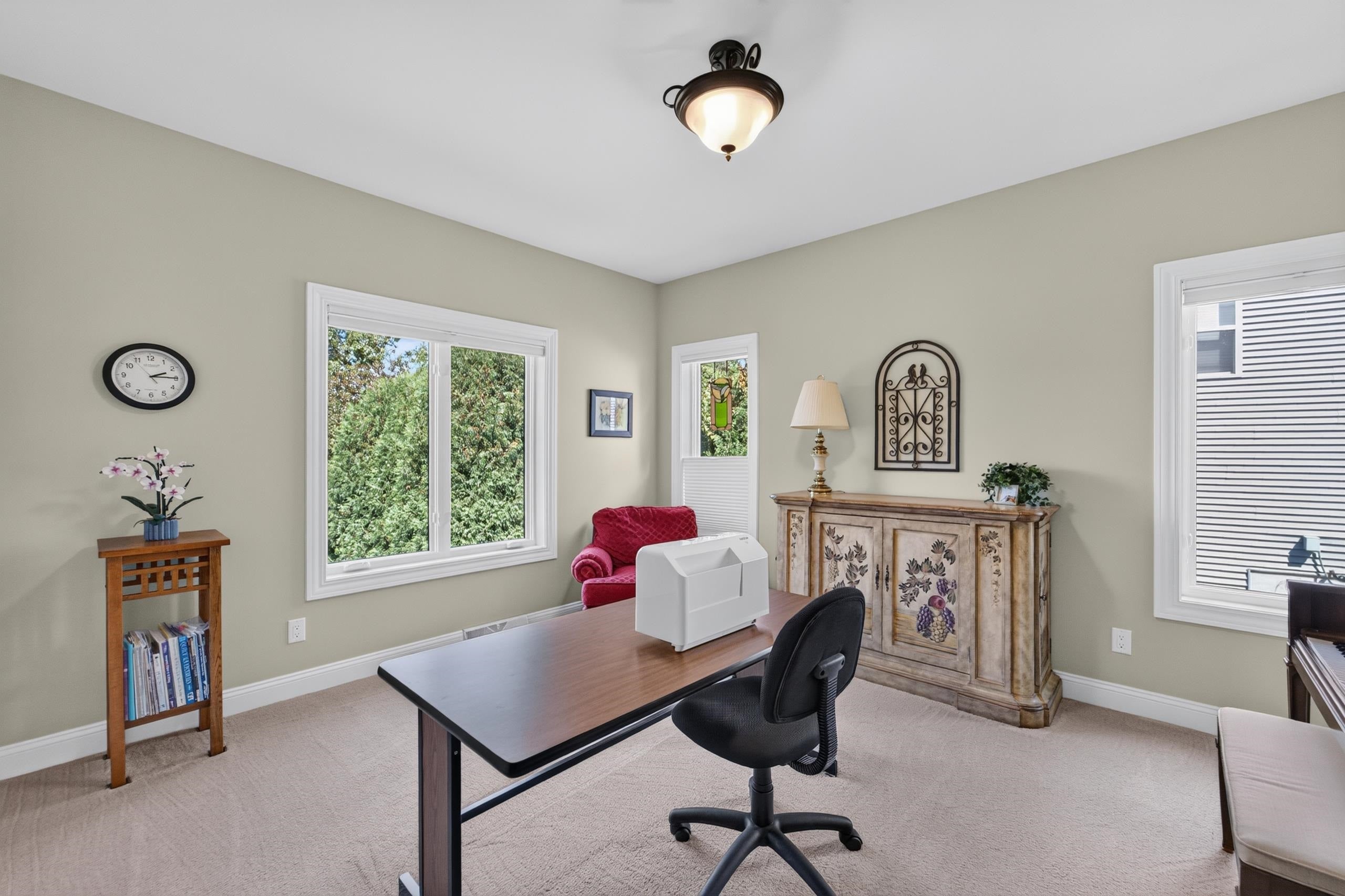 100 Autumnwood Circle