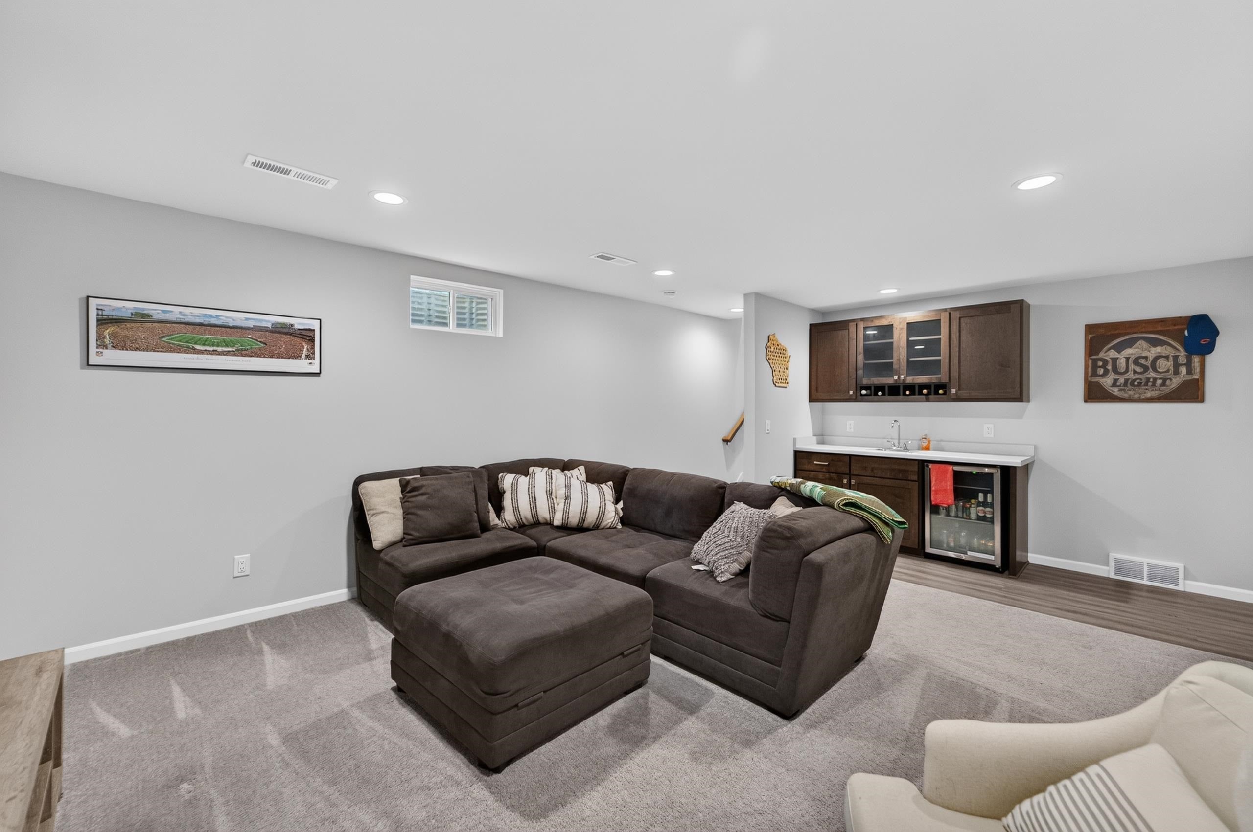 9318 Highland Gate Way