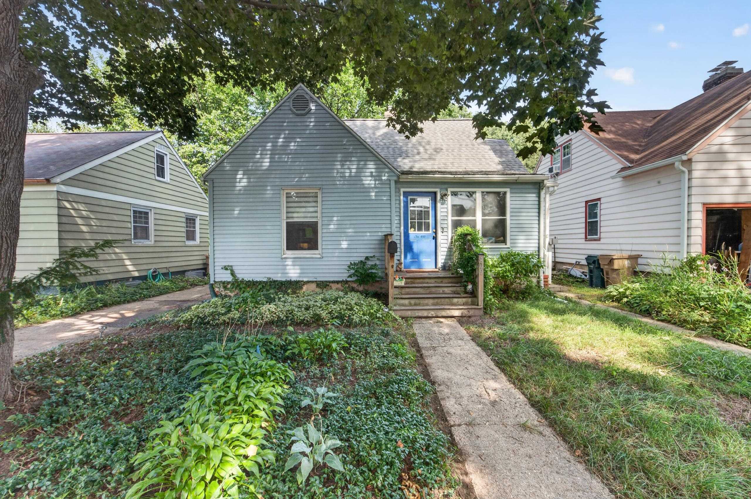 409 Stang Street