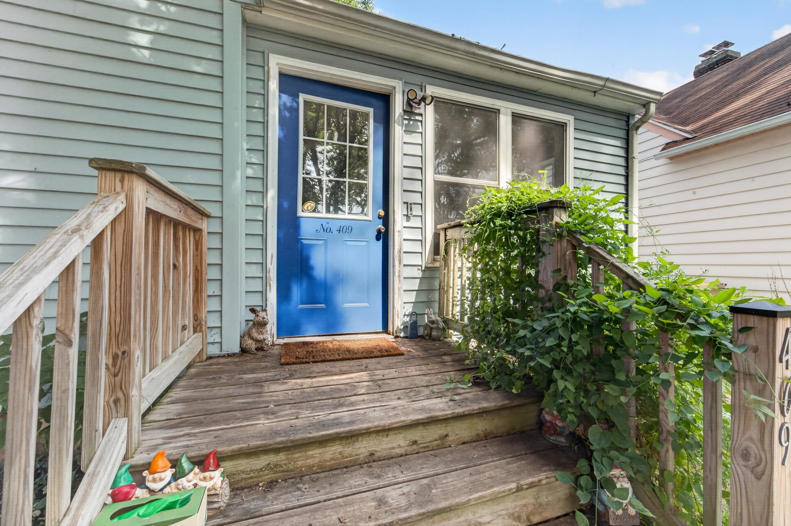 409 Stang Street