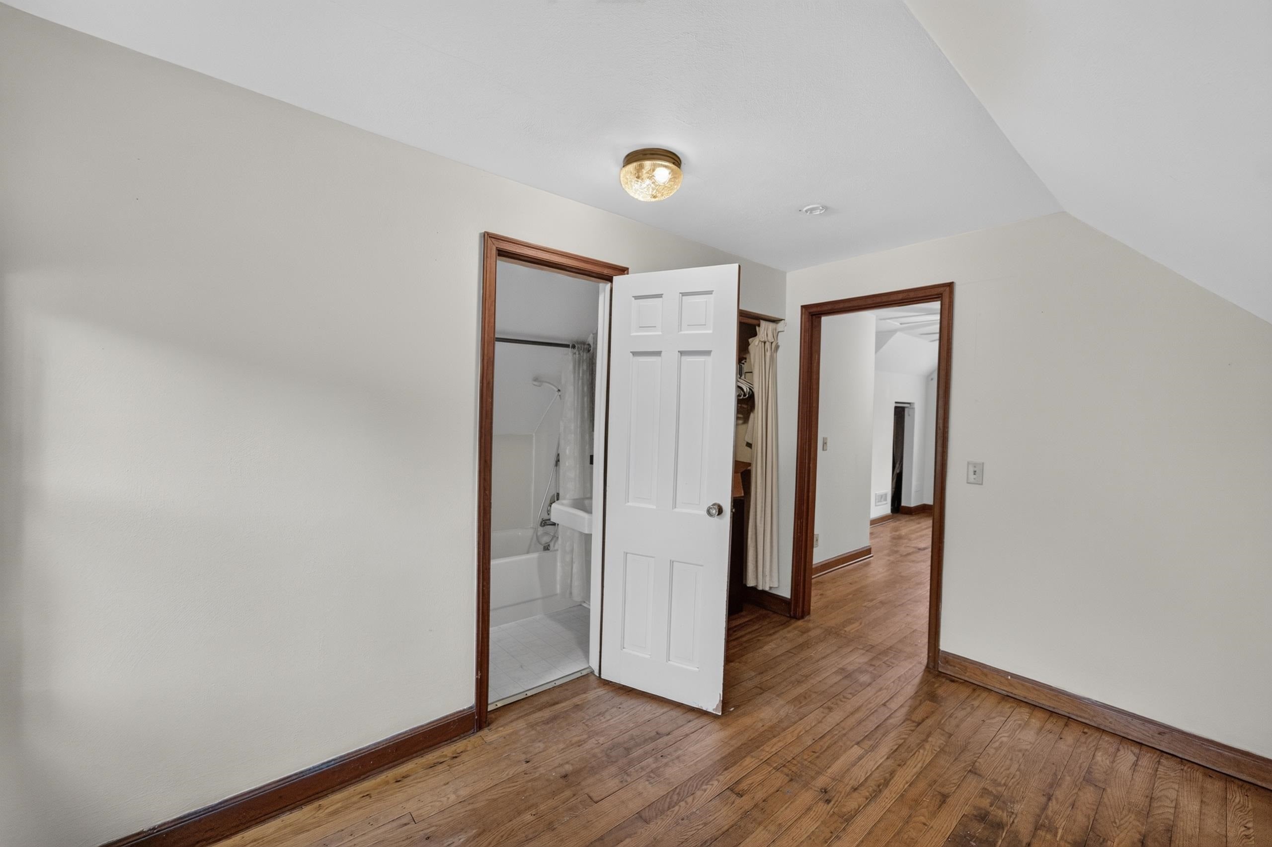 409 Stang Street