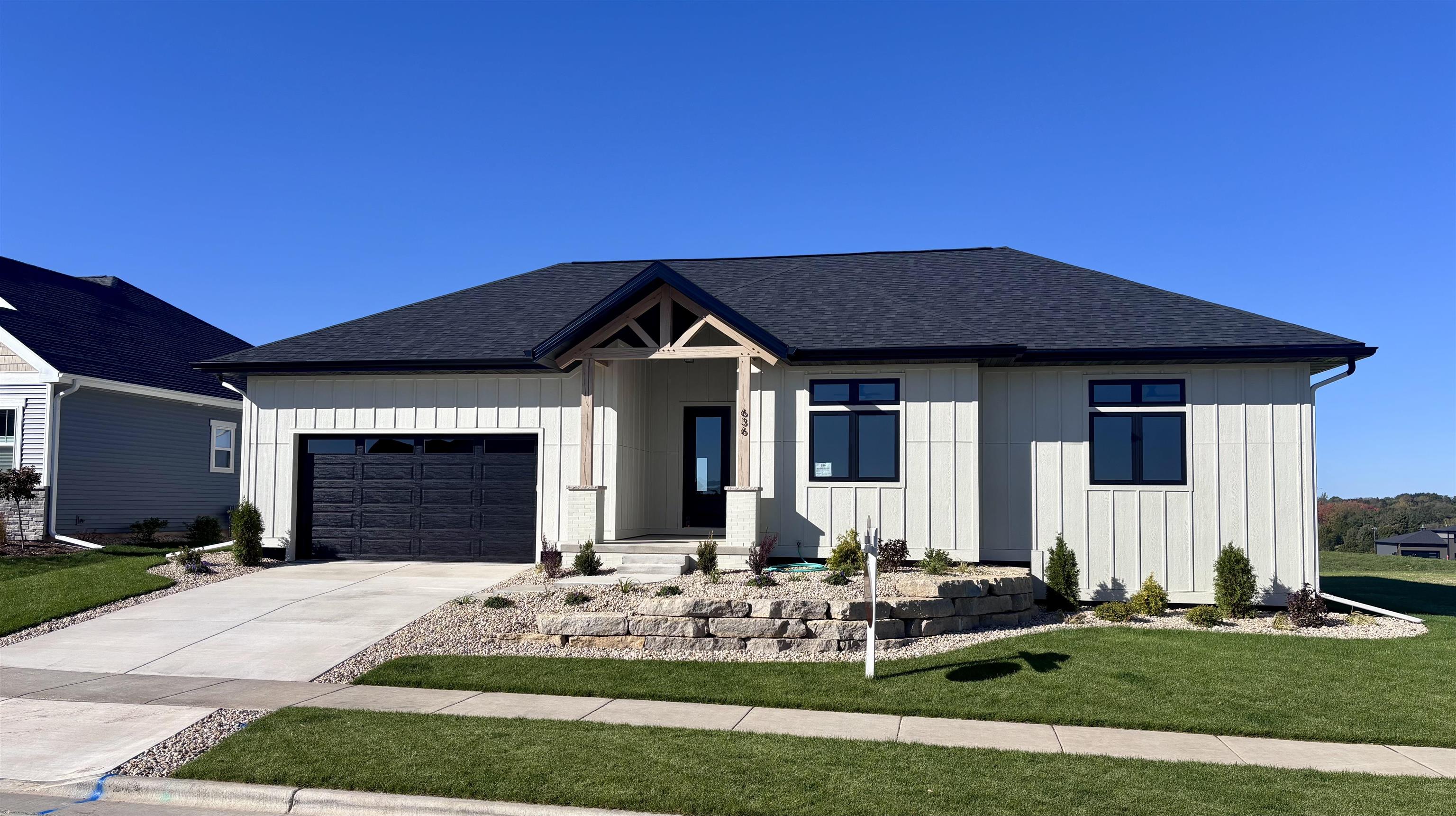 636 Rustic Rise Way