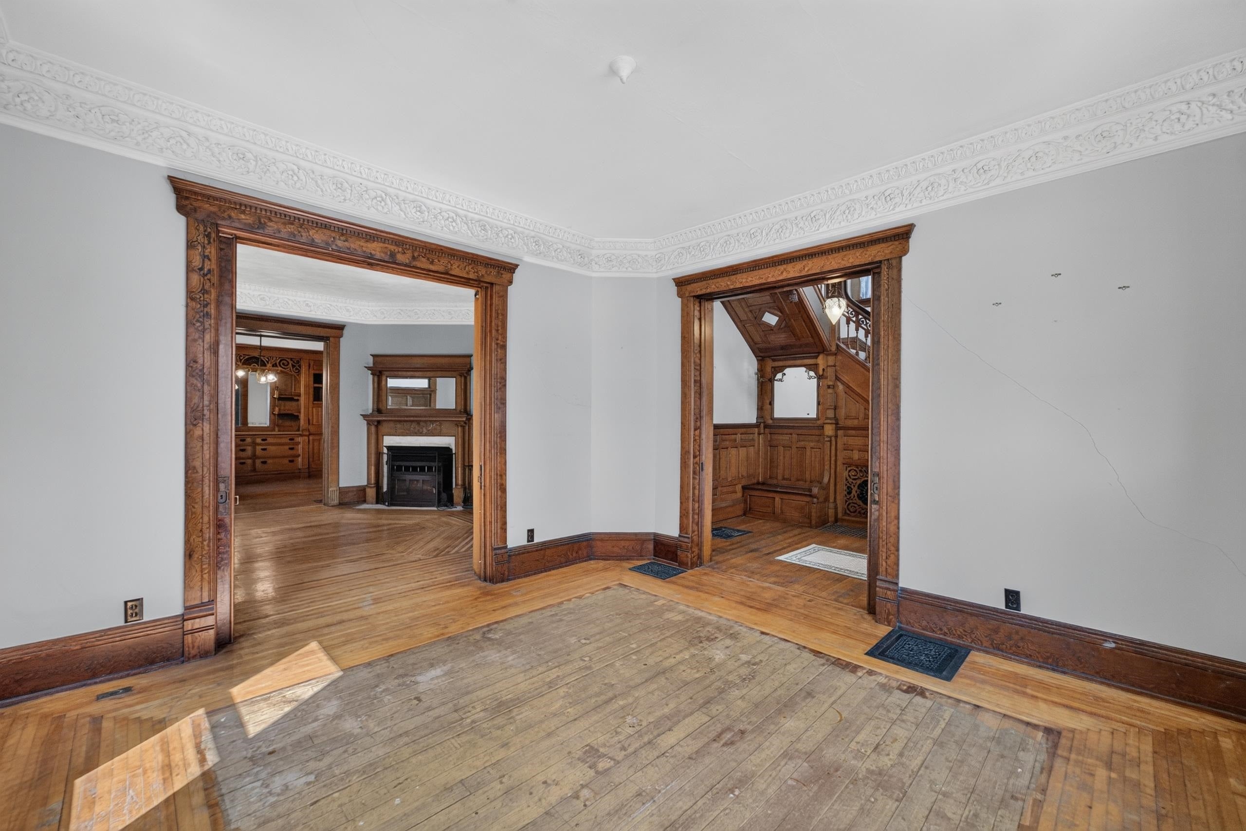 954 Bluff Street
