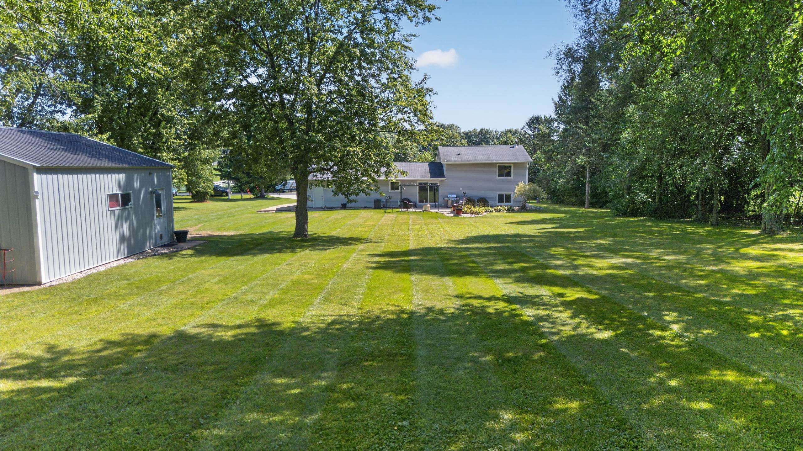 3425 Meadow Road