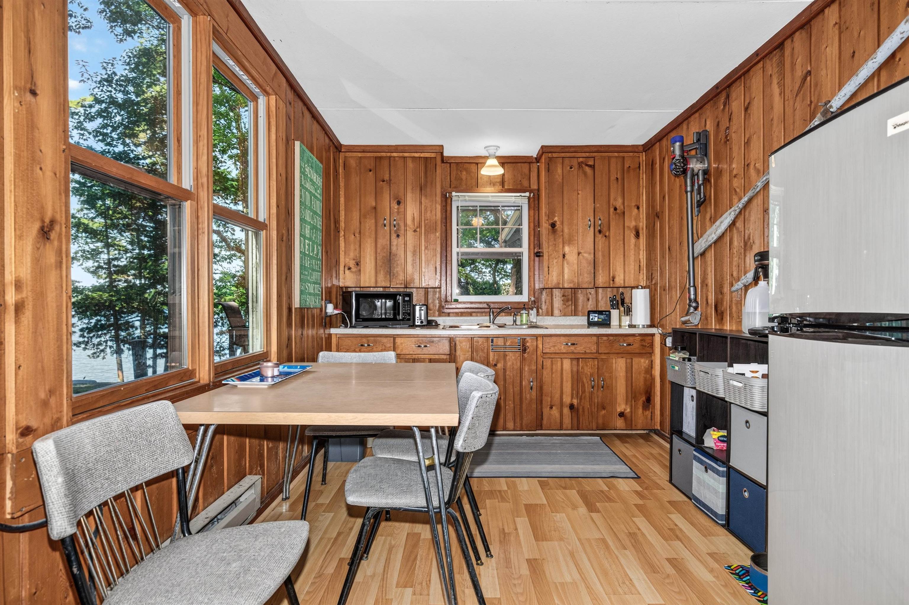 5643 & 5647 E Spider Lake Road