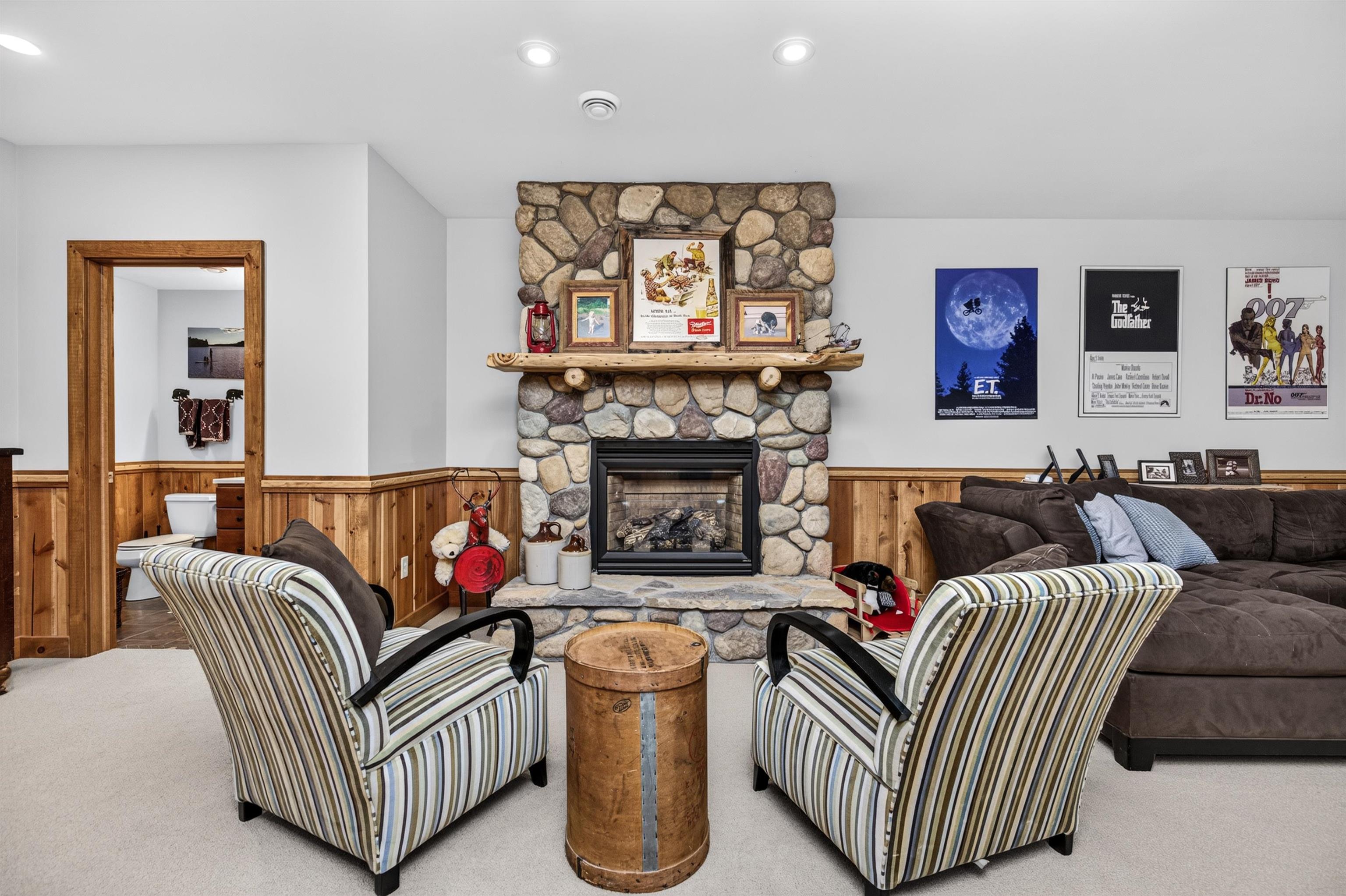 5643 & 5647 E Spider Lake Road