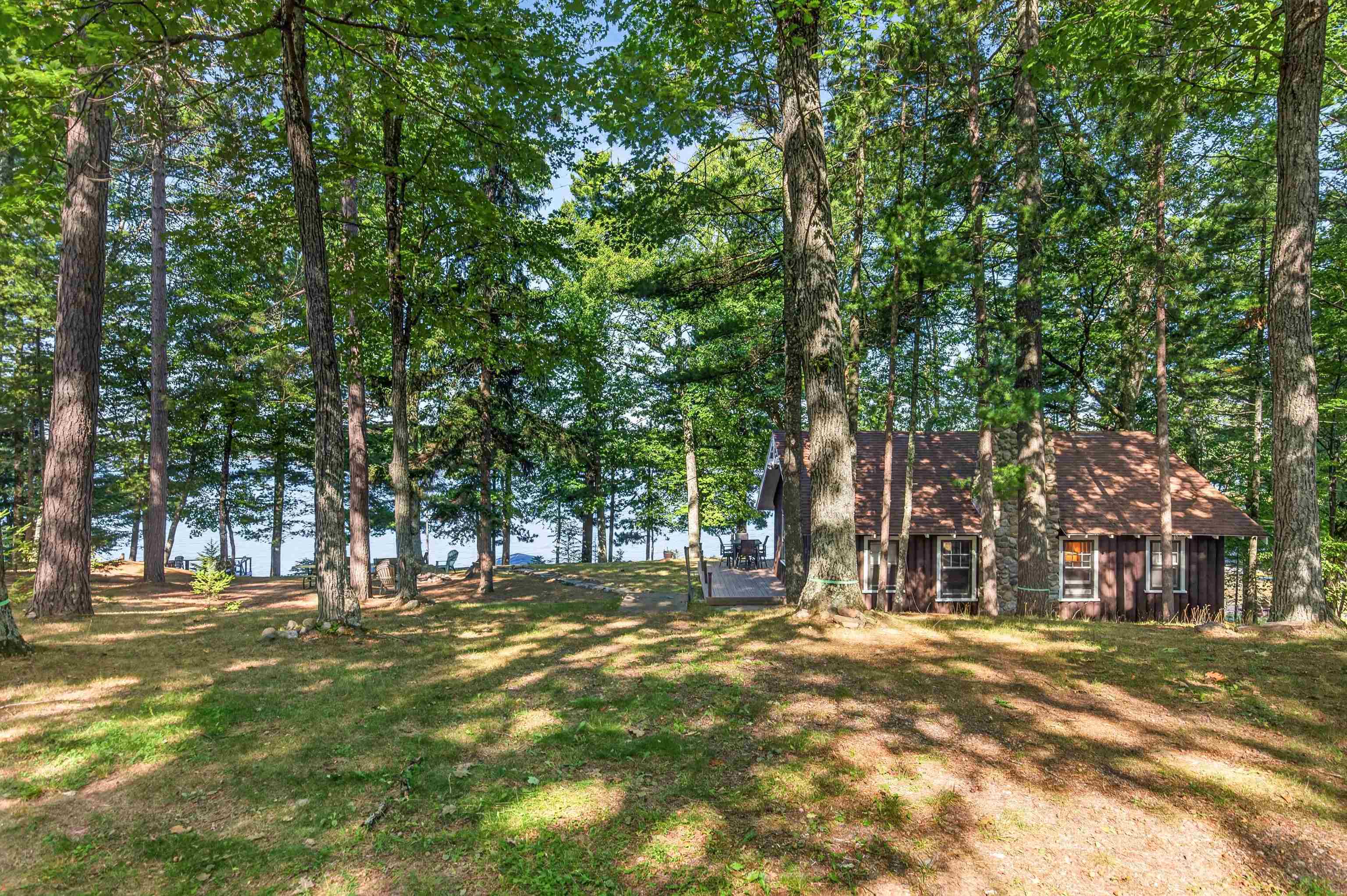 5643 & 5647 E Spider Lake Road
