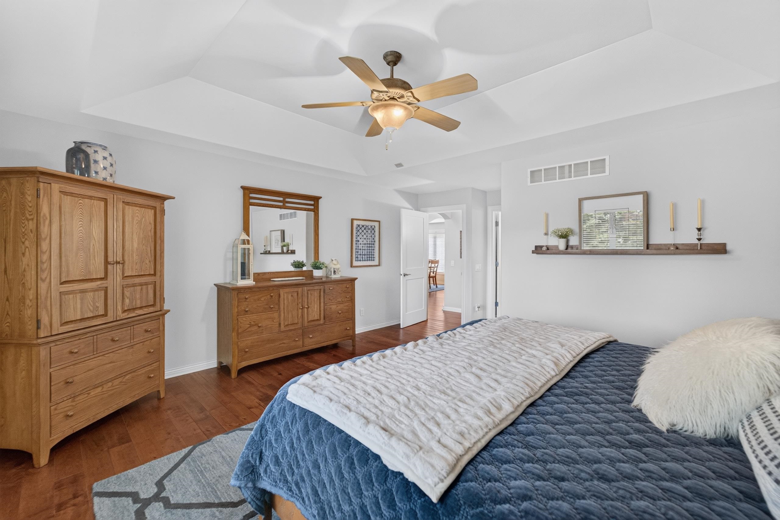 5480 Walden Bay Drive
