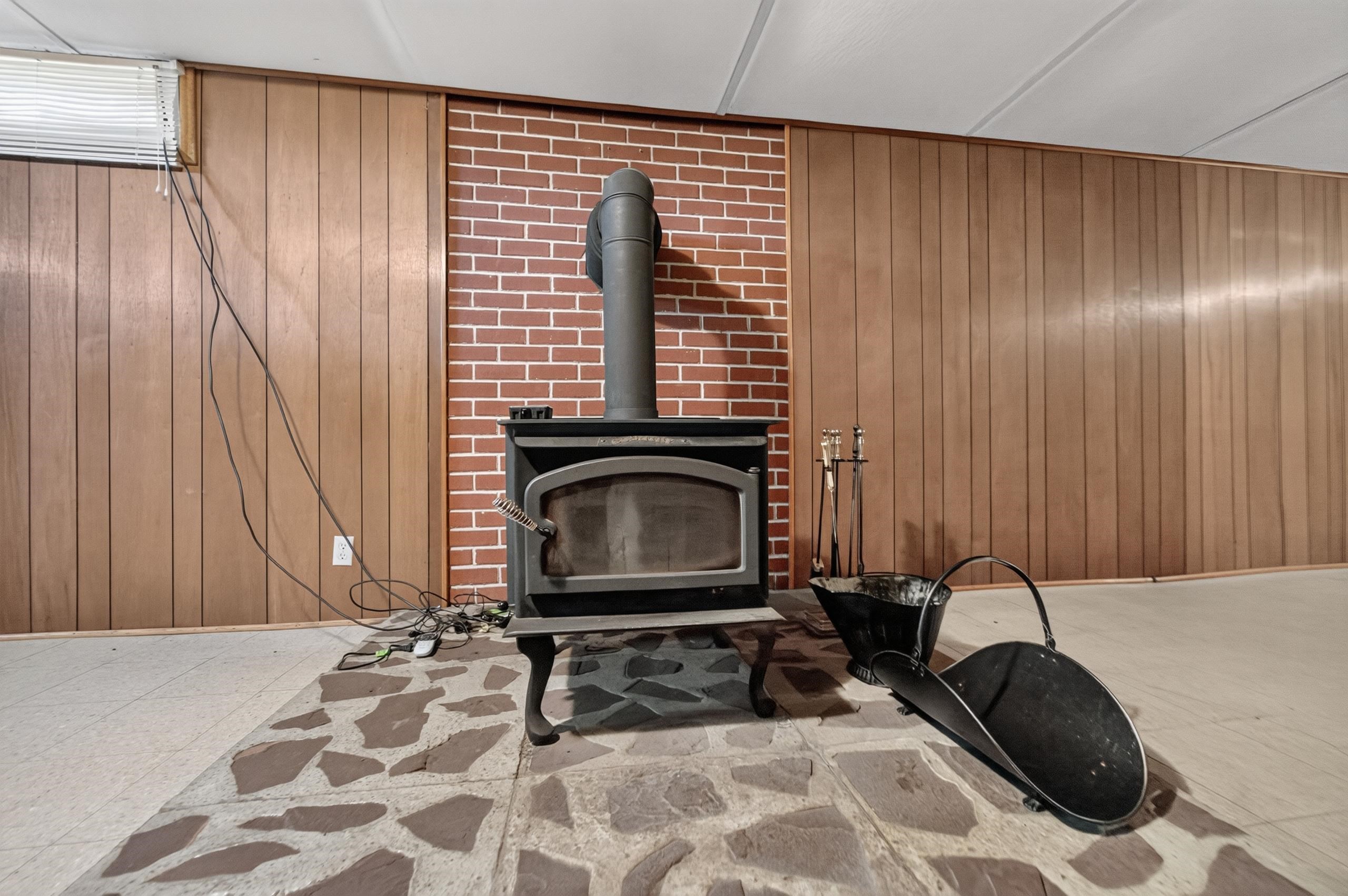 5182 Reiner Road