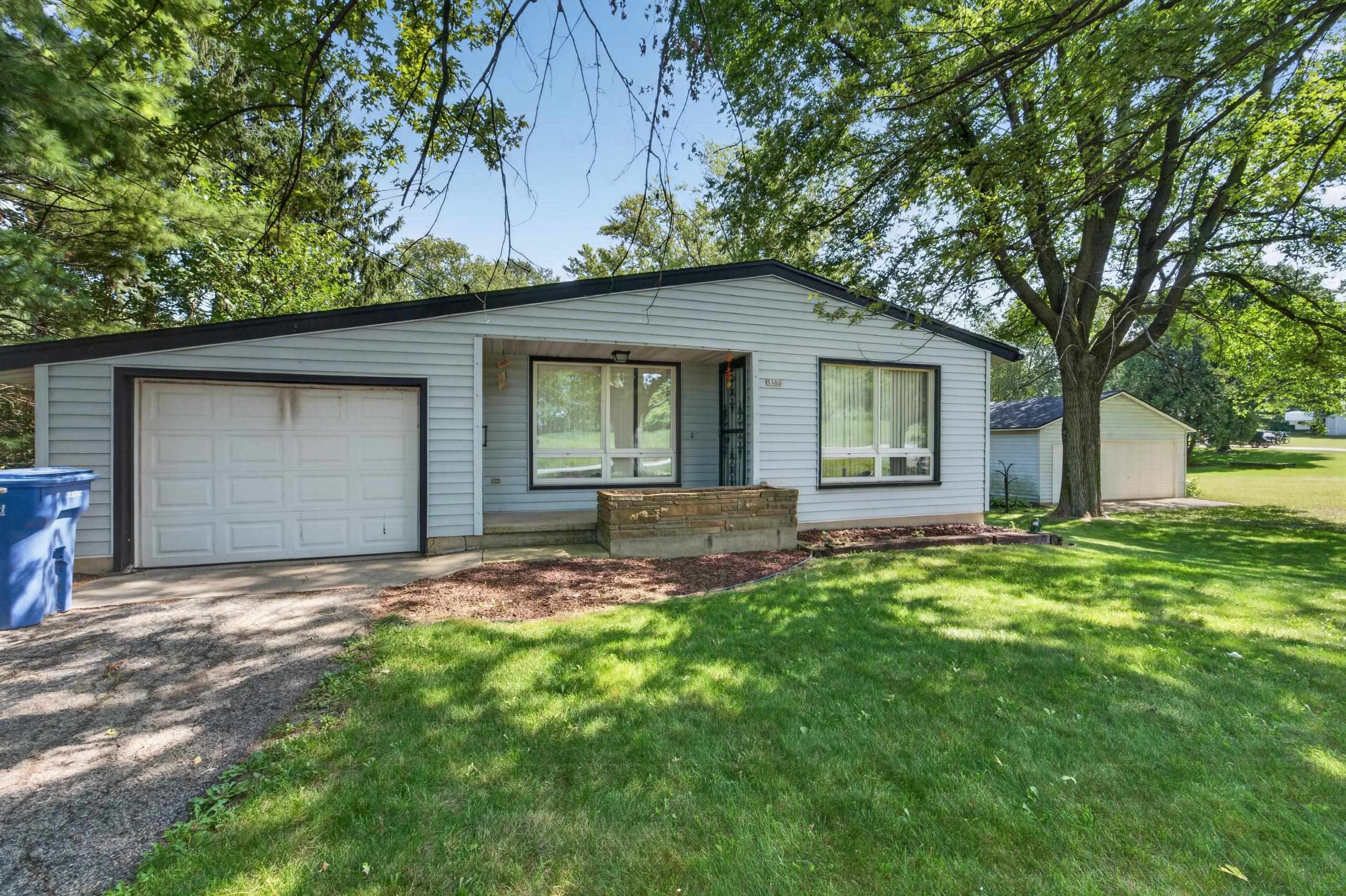 5182 Reiner Road