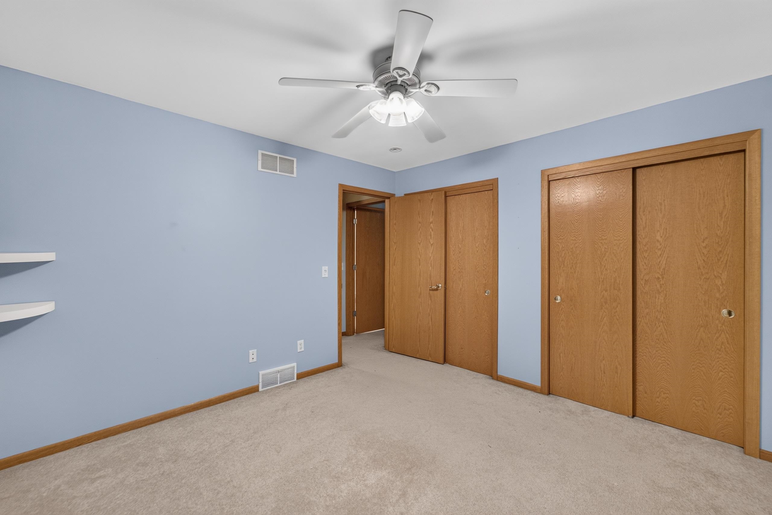 5904 Red Oak Trail