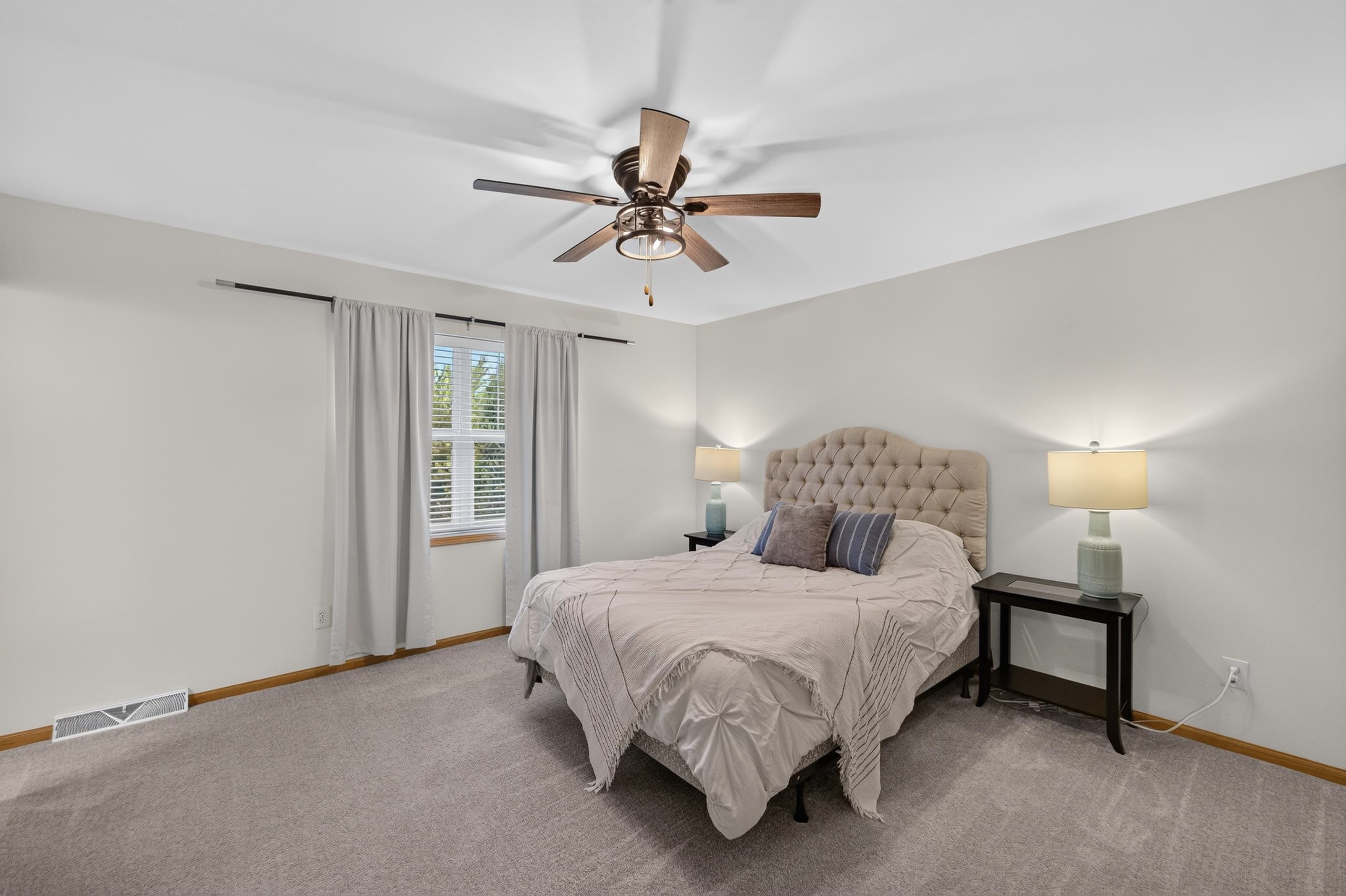 3713 Frosted Leaf Drive