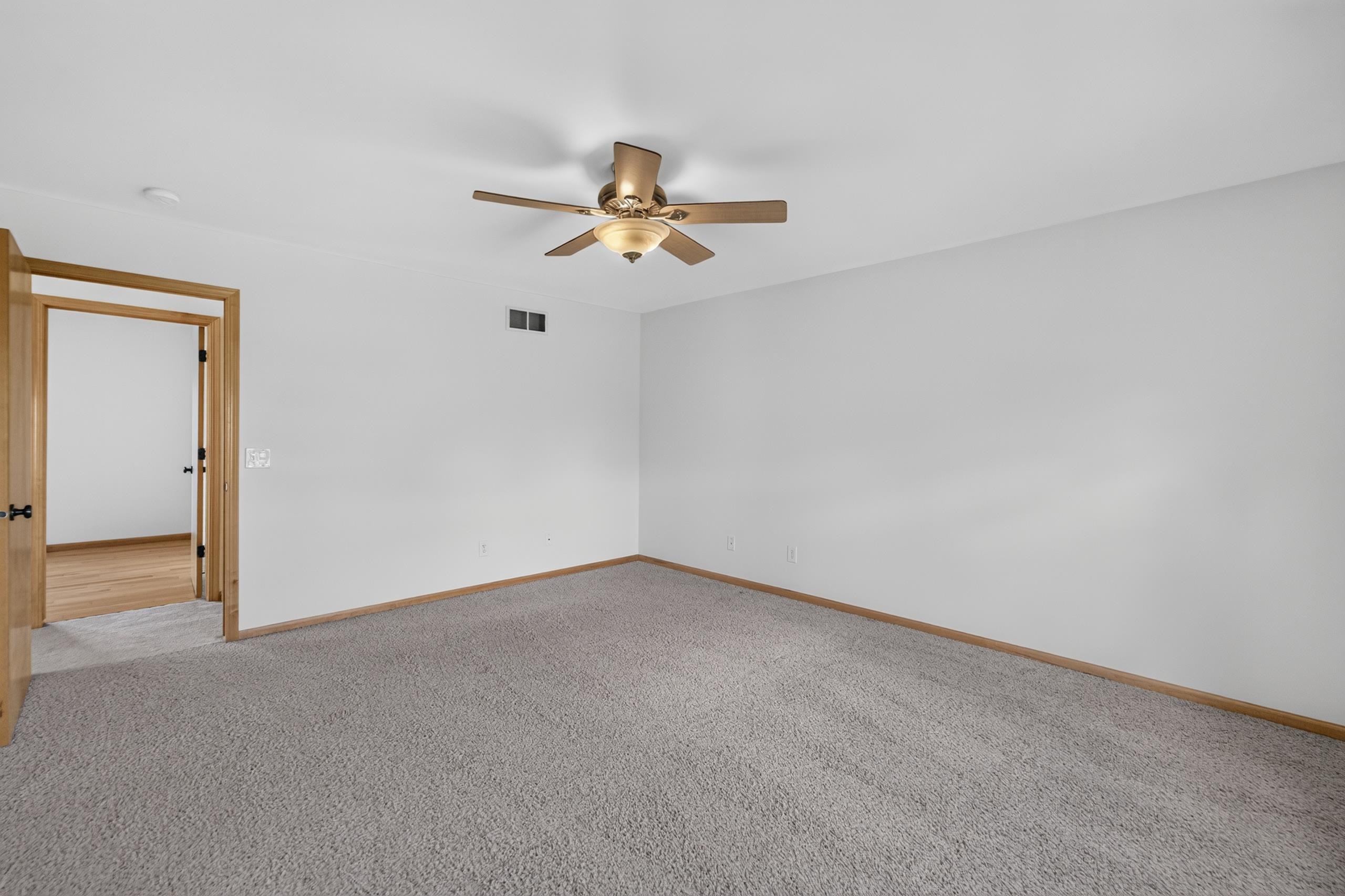 7722 Crawling Stone Road