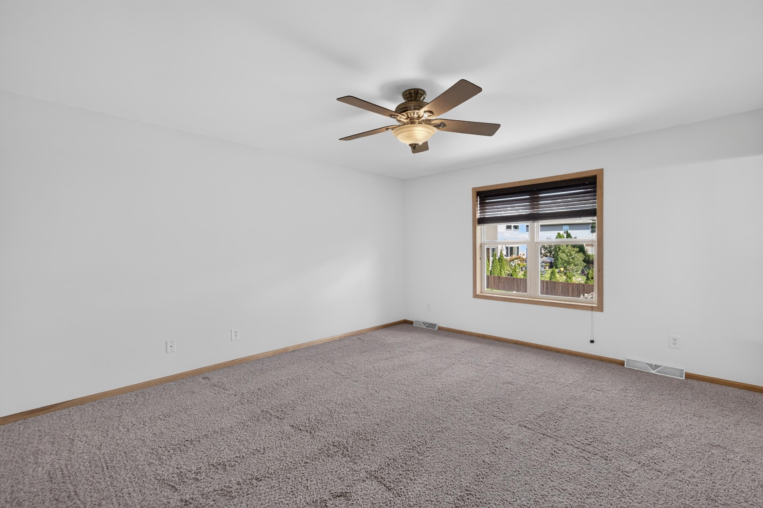 7722 Crawling Stone Road
