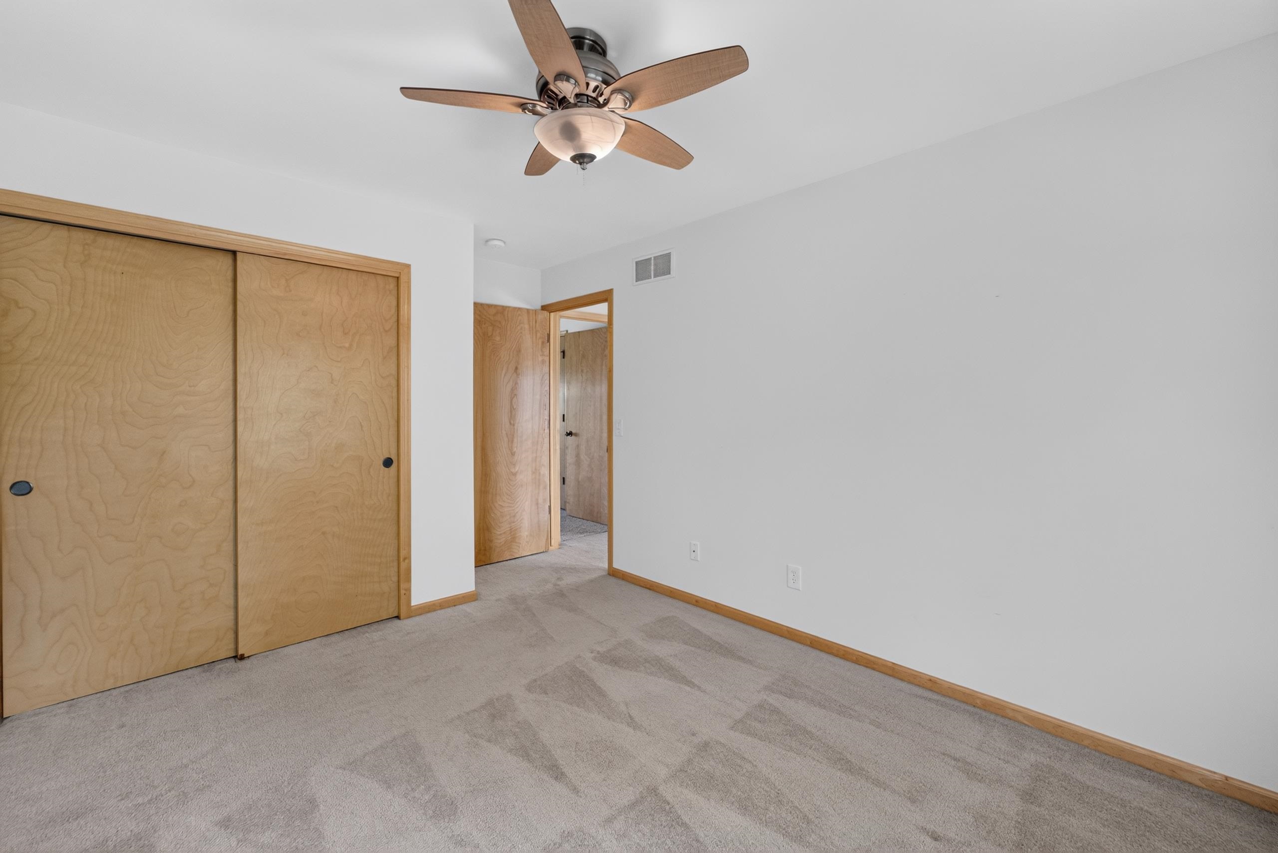 7722 Crawling Stone Road