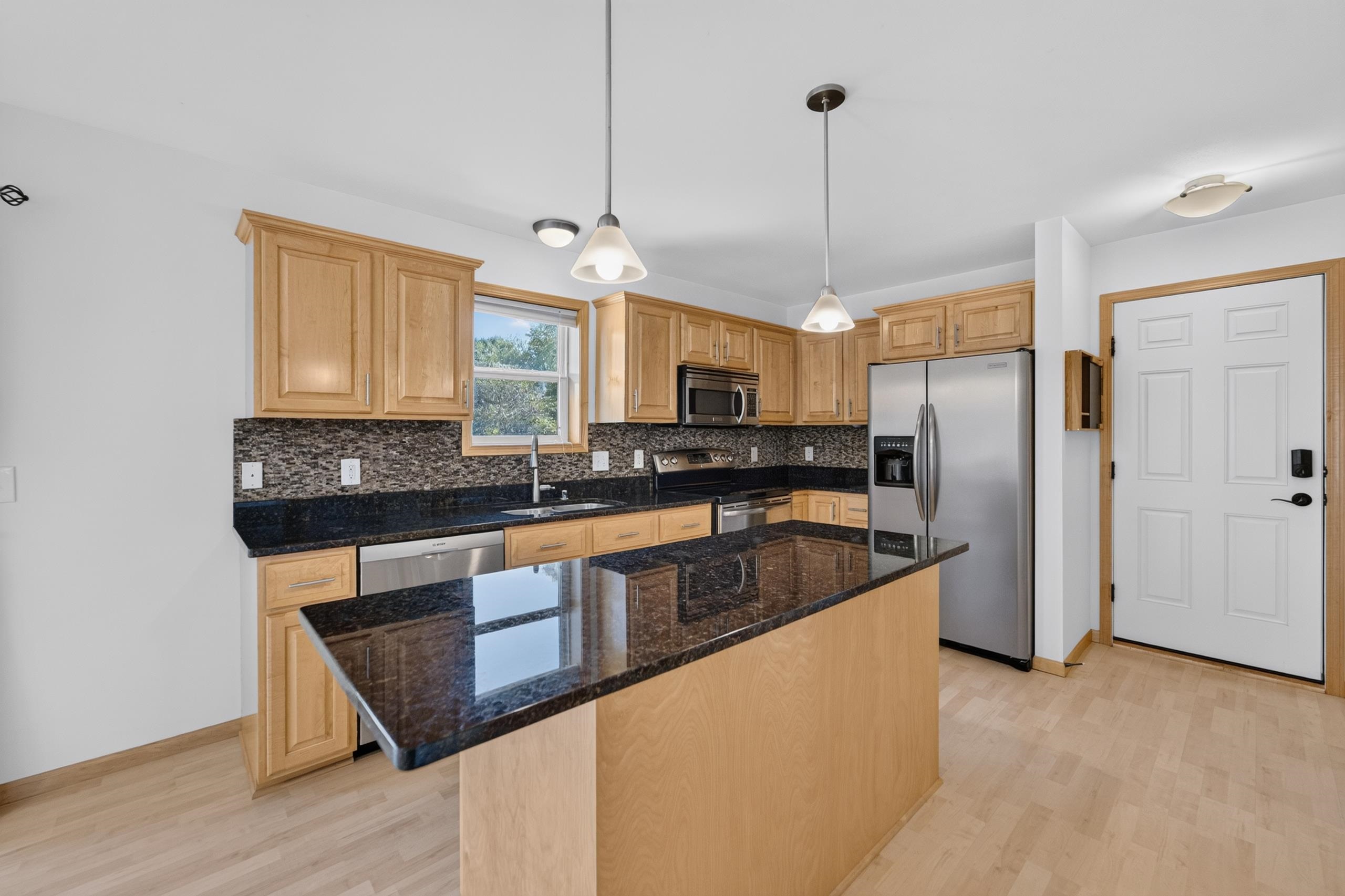 7722 Crawling Stone Road