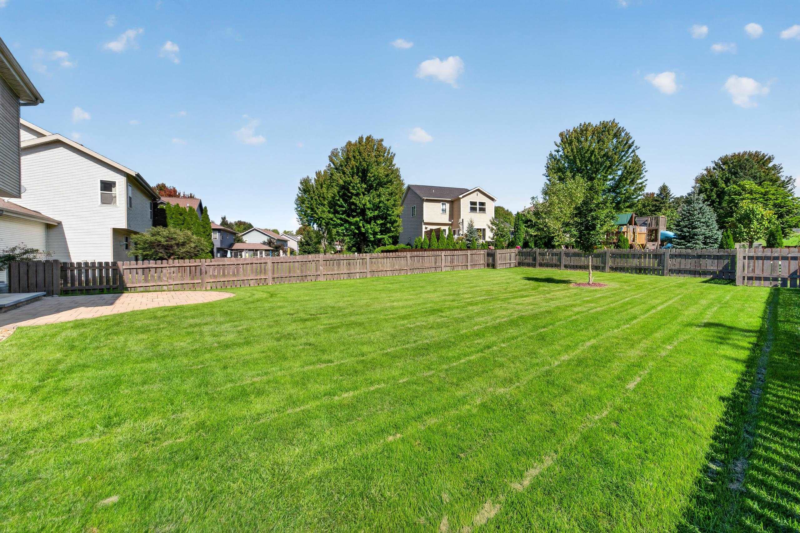7722 Crawling Stone Road