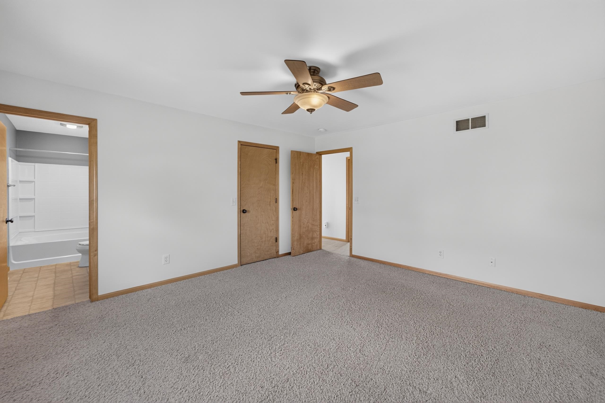 7722 Crawling Stone Road