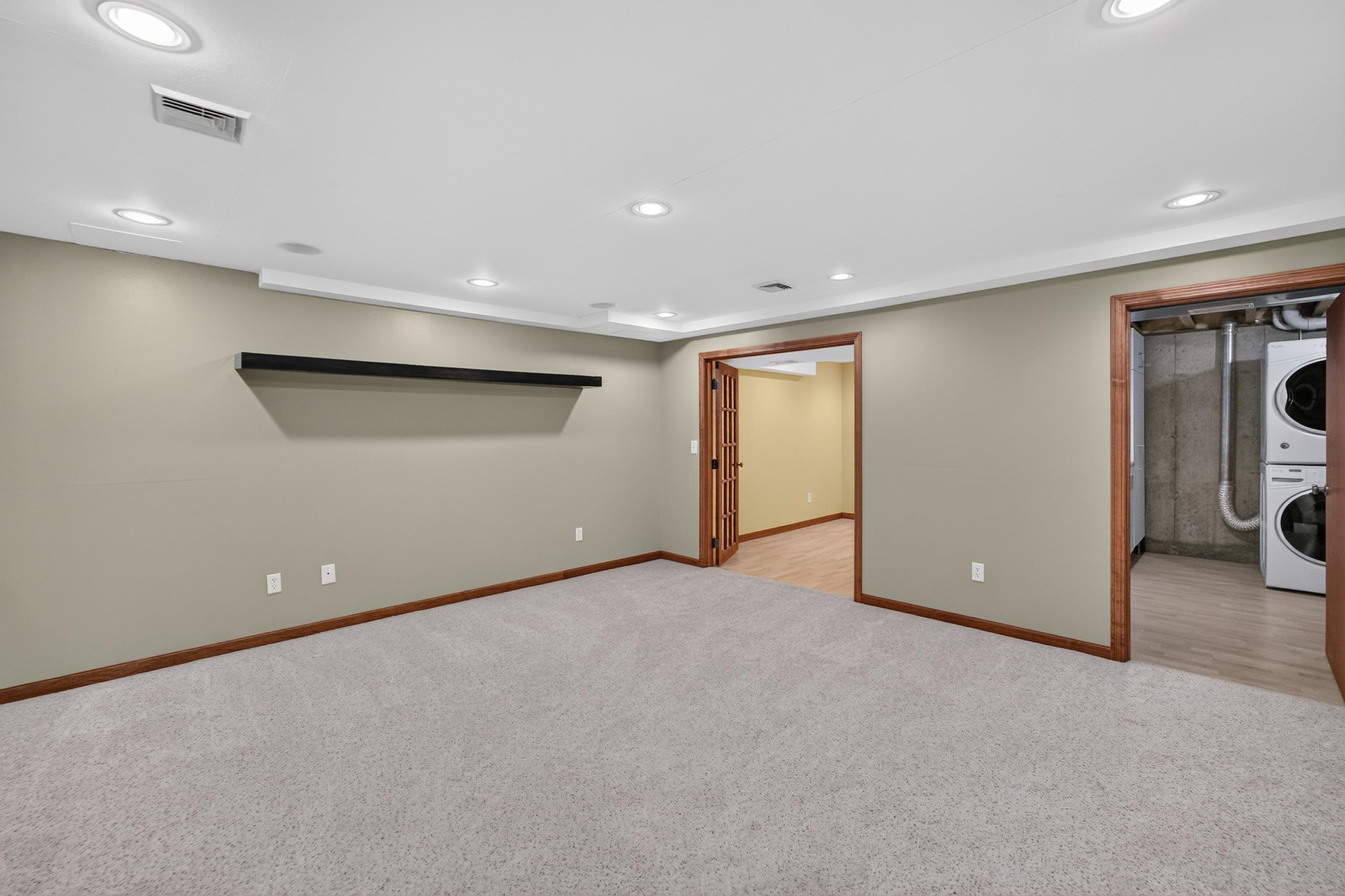 7722 Crawling Stone Road